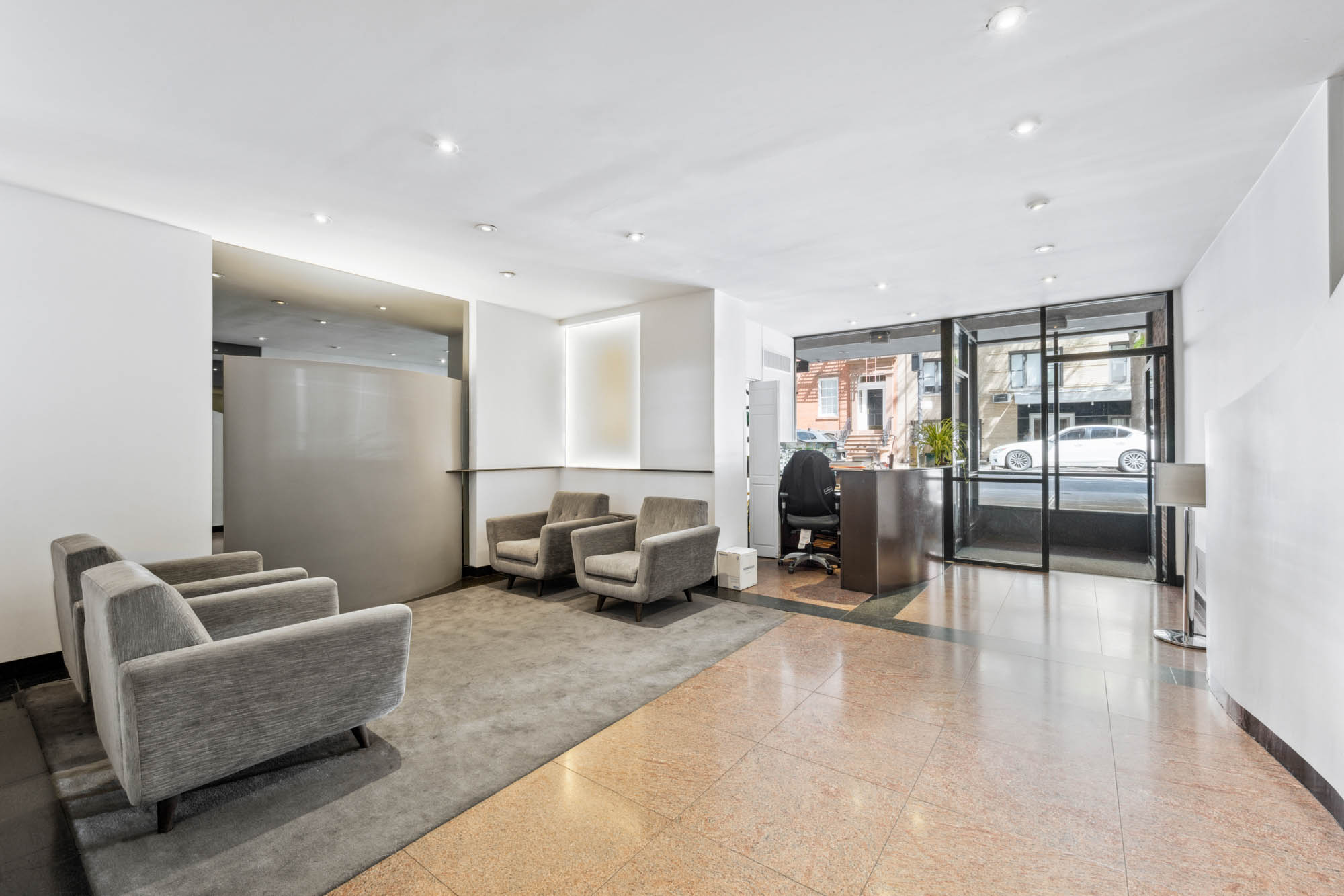 2 Charlton Street 4B