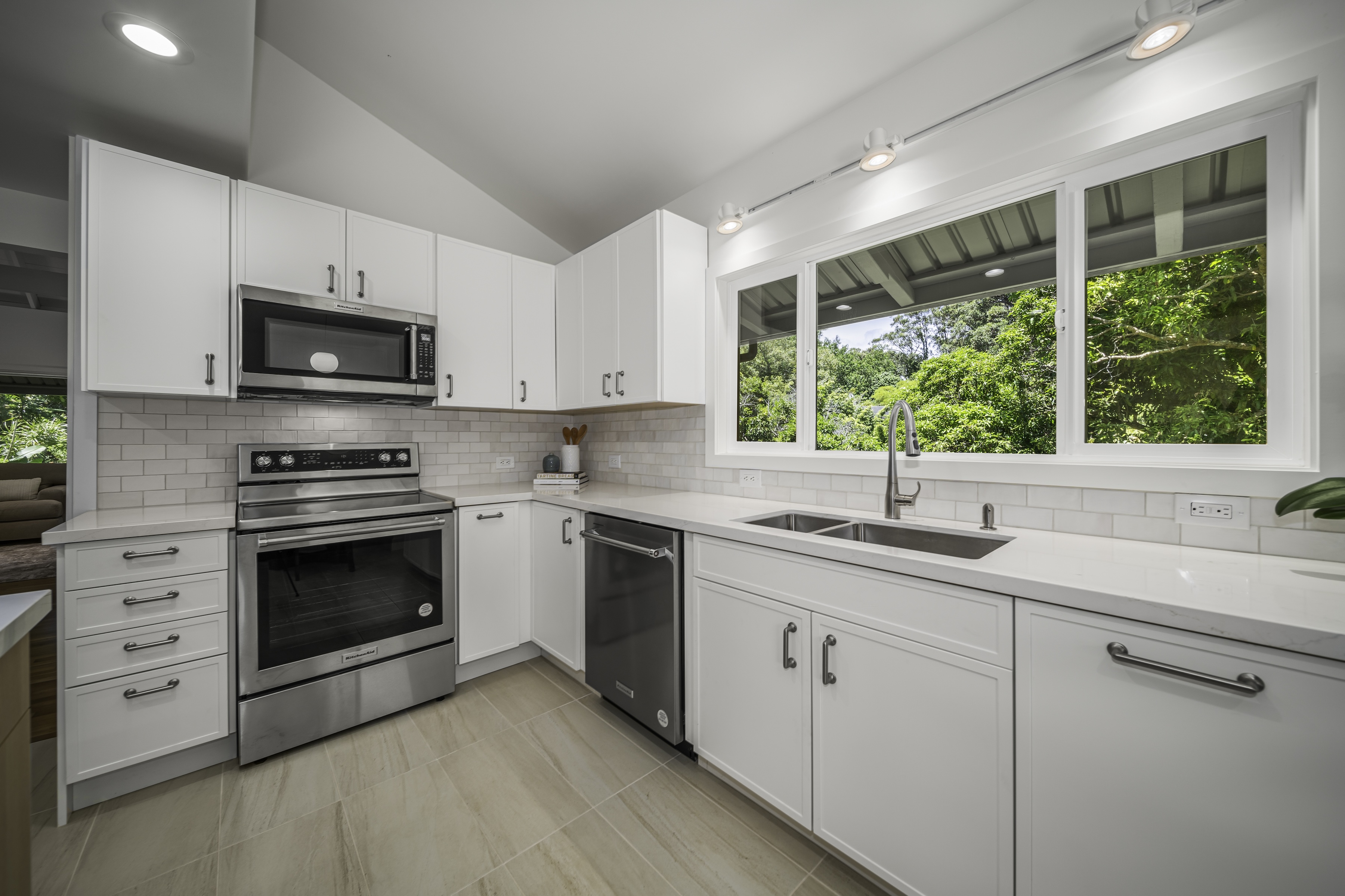 1185 Nanihoku Place