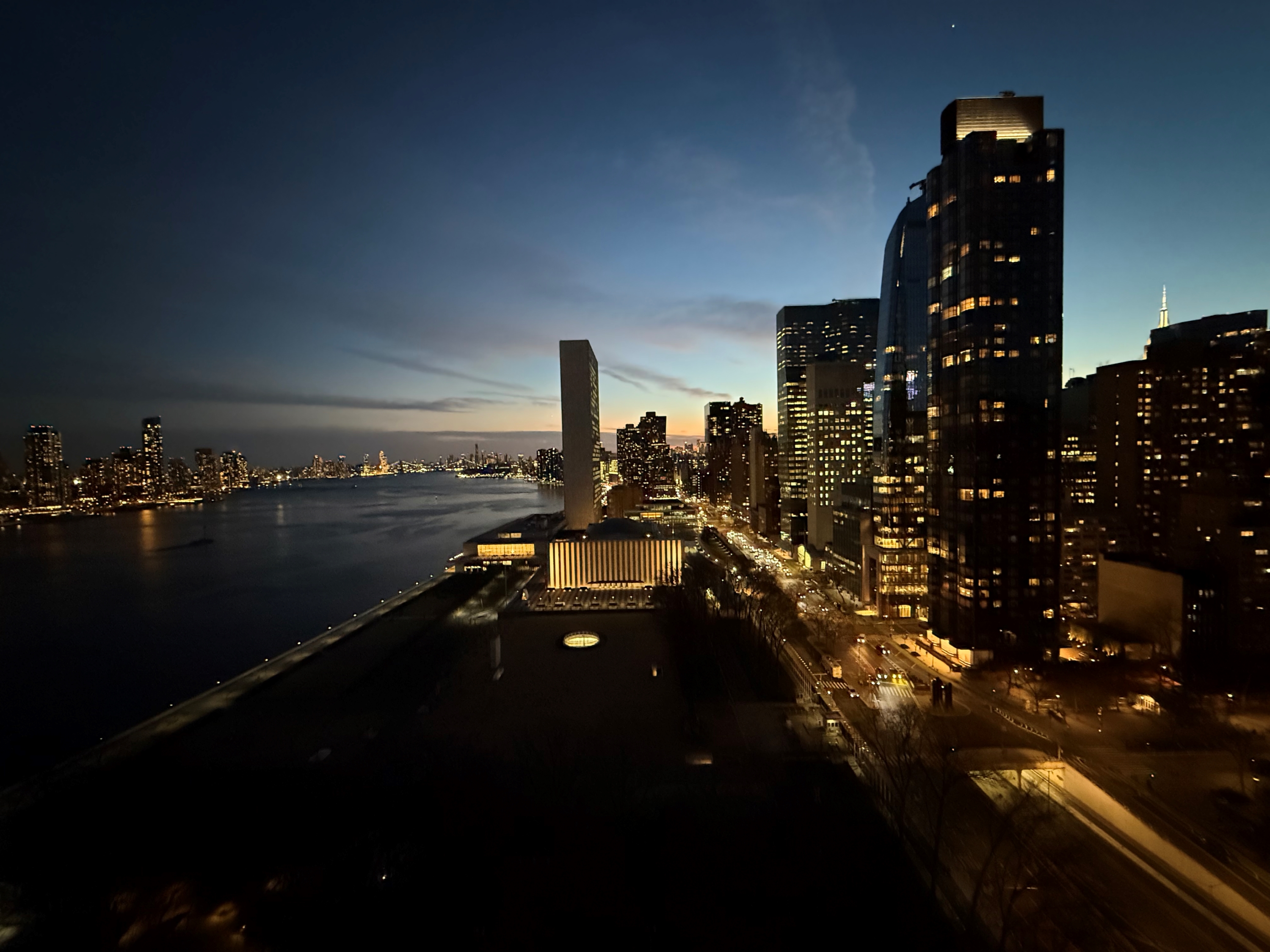 860 United Nations Plaza 23A