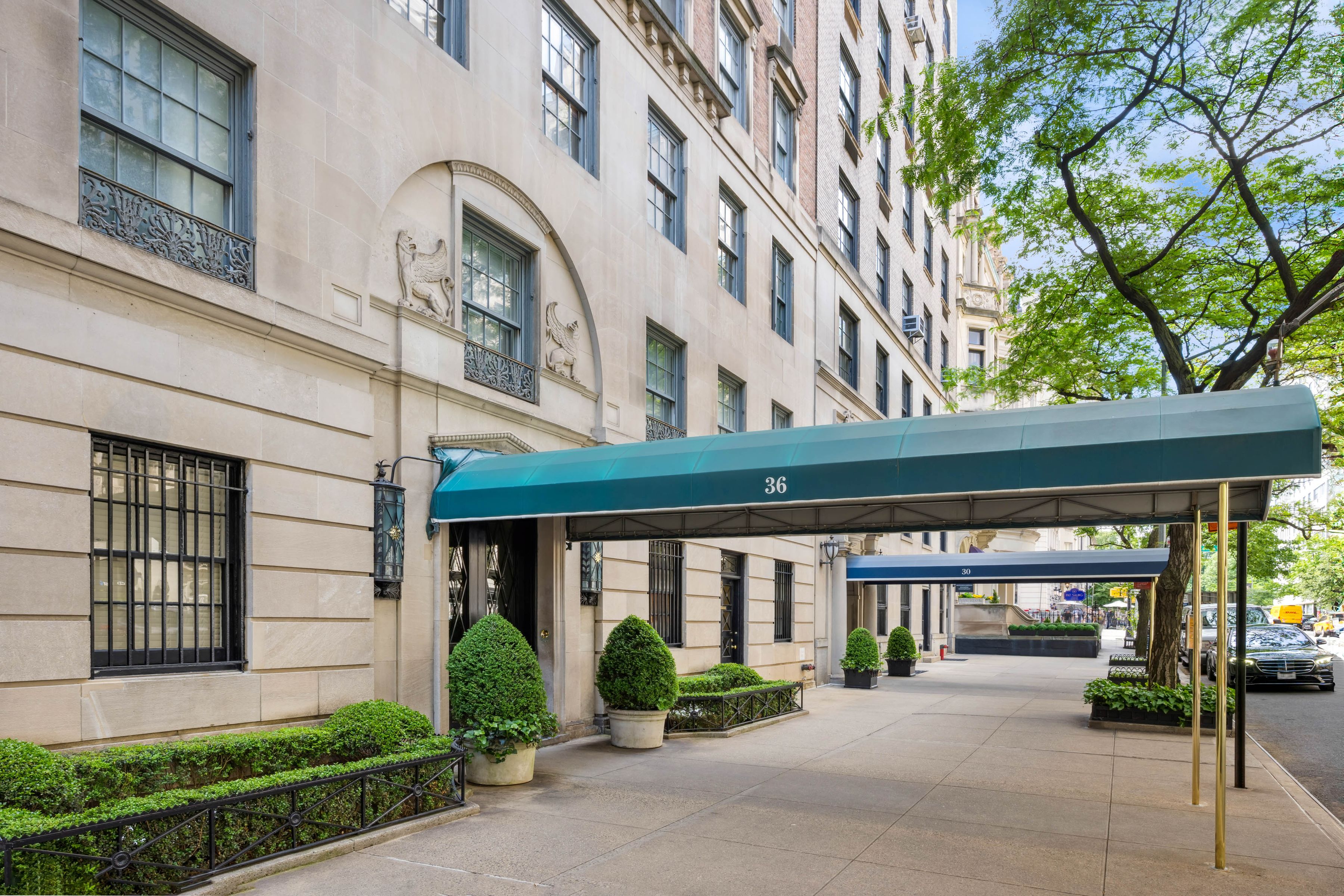 36 East 72nd Street 3S