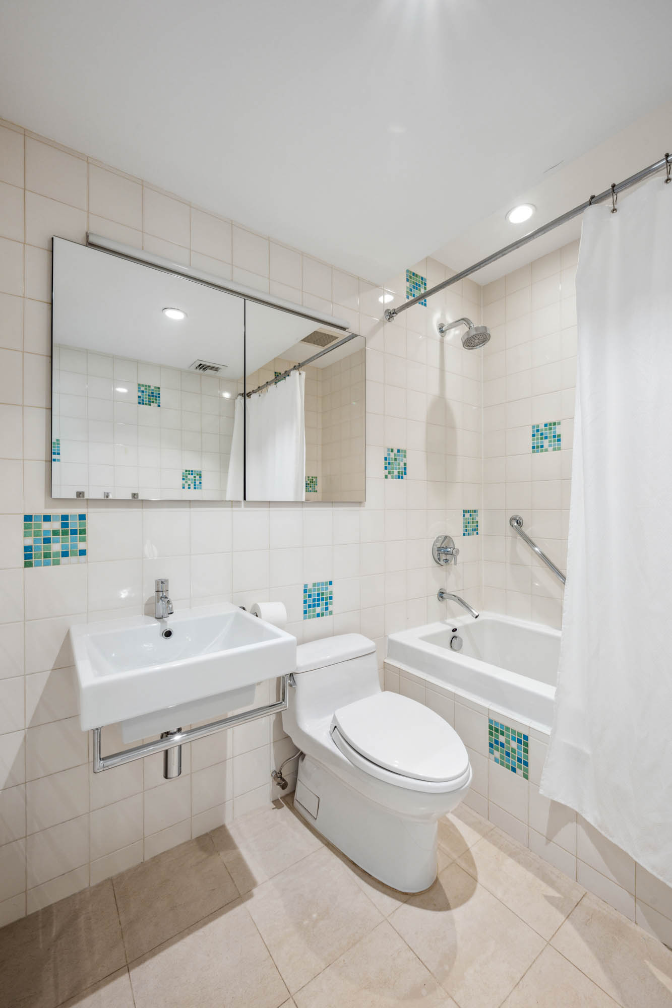 204 West Houston Street 4A/5A