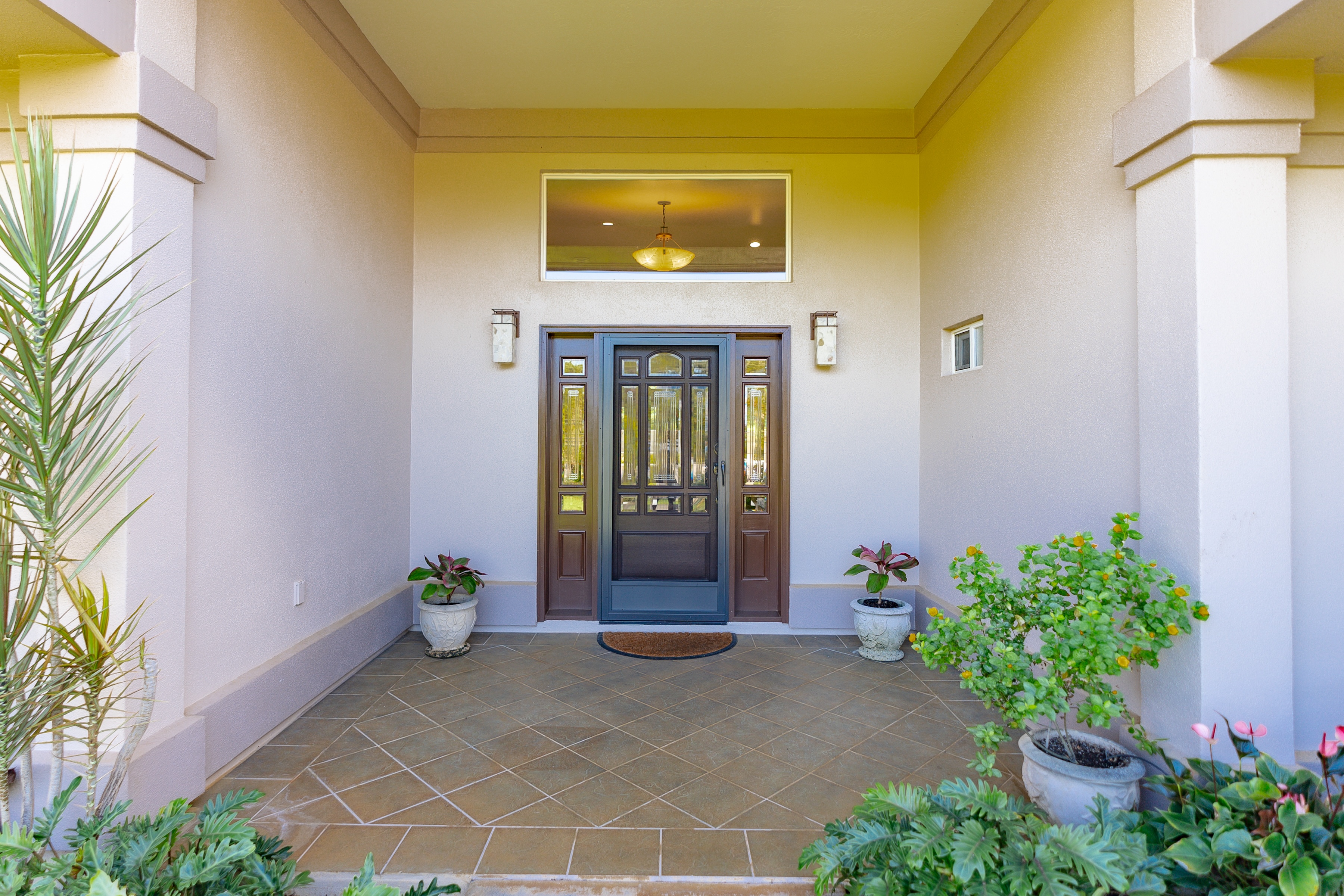 1699 Kaupakalua Road