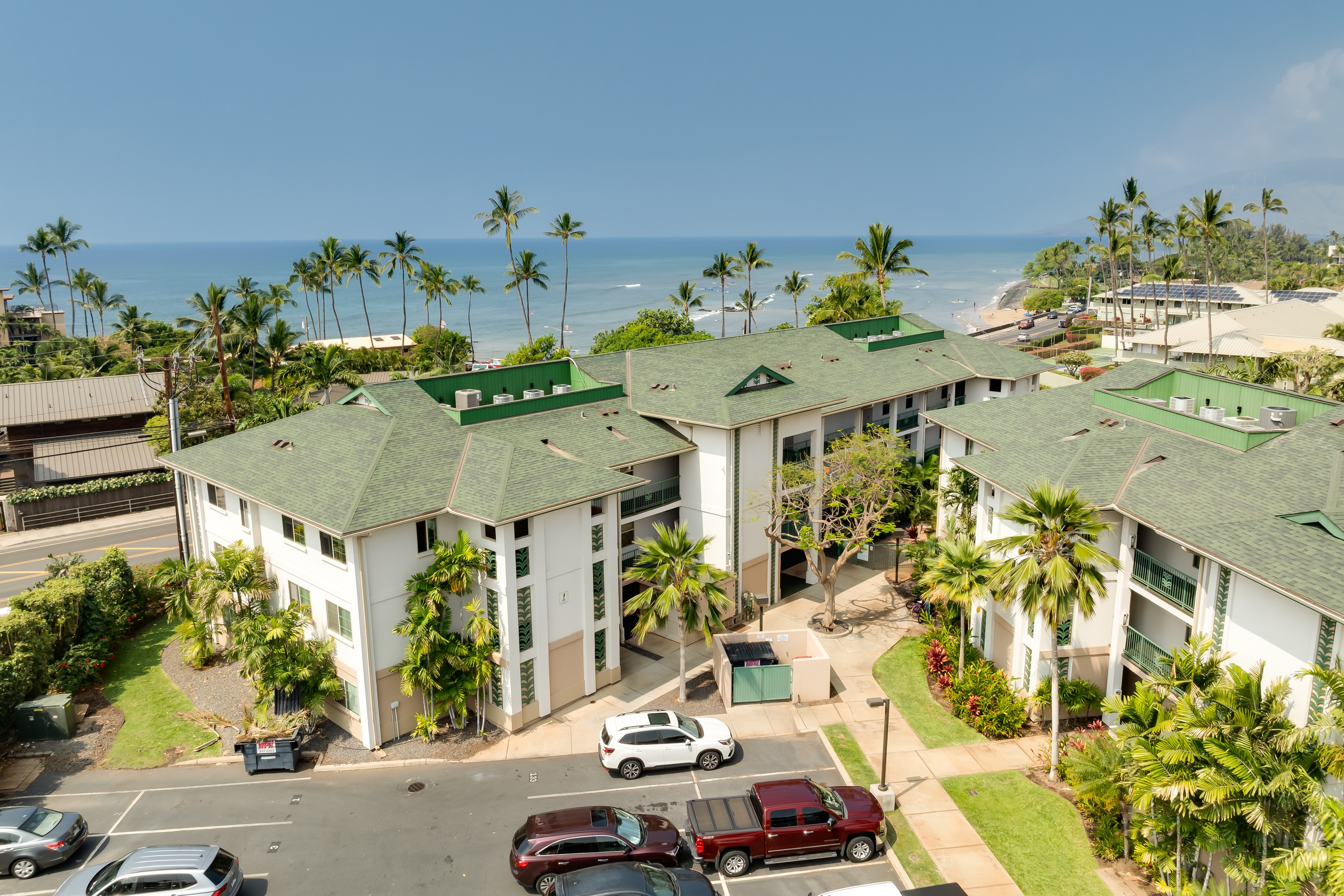 Hale Kanani I-303 44 Kanani Rd.