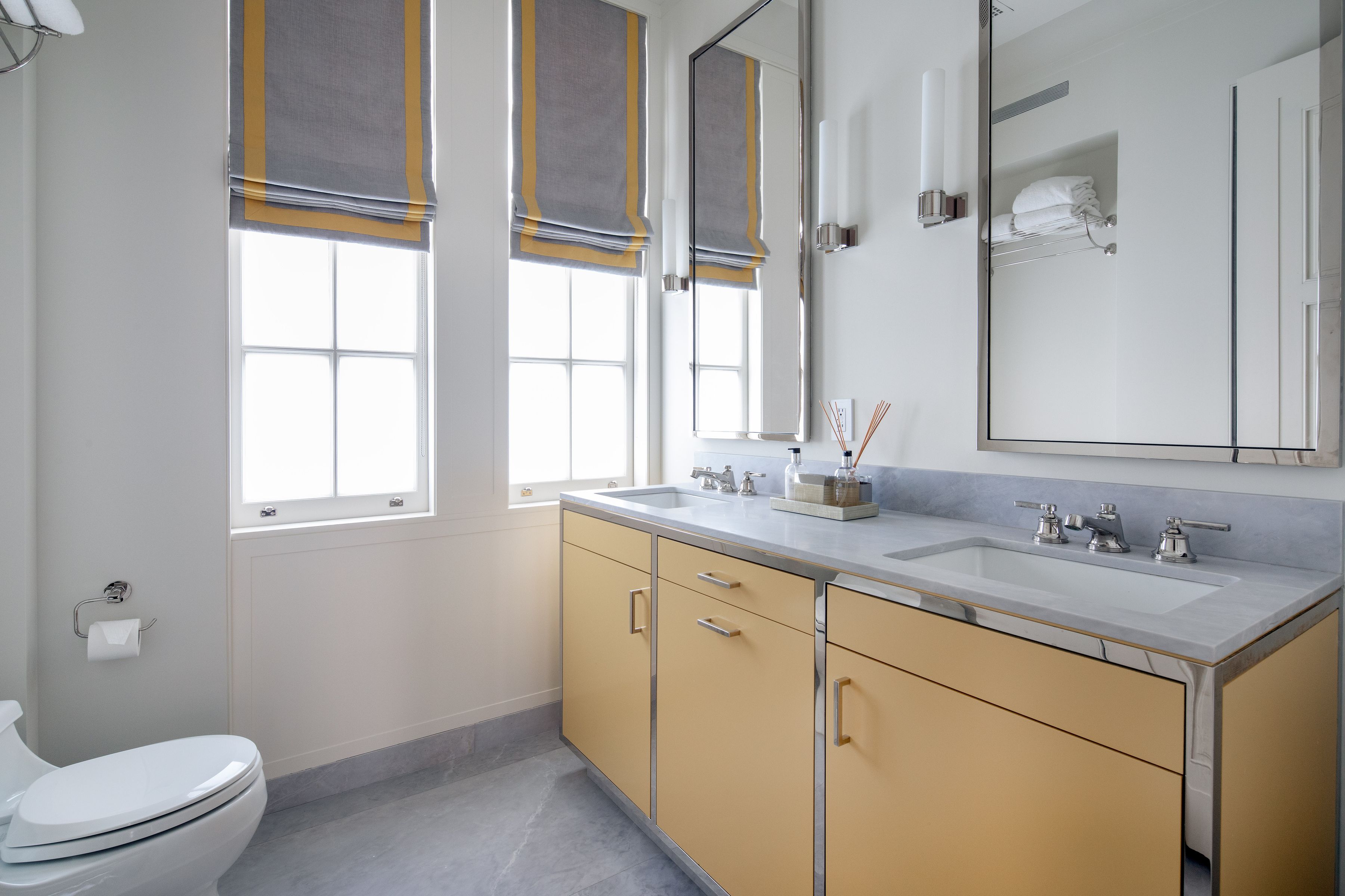 45 East 66th Street 9E