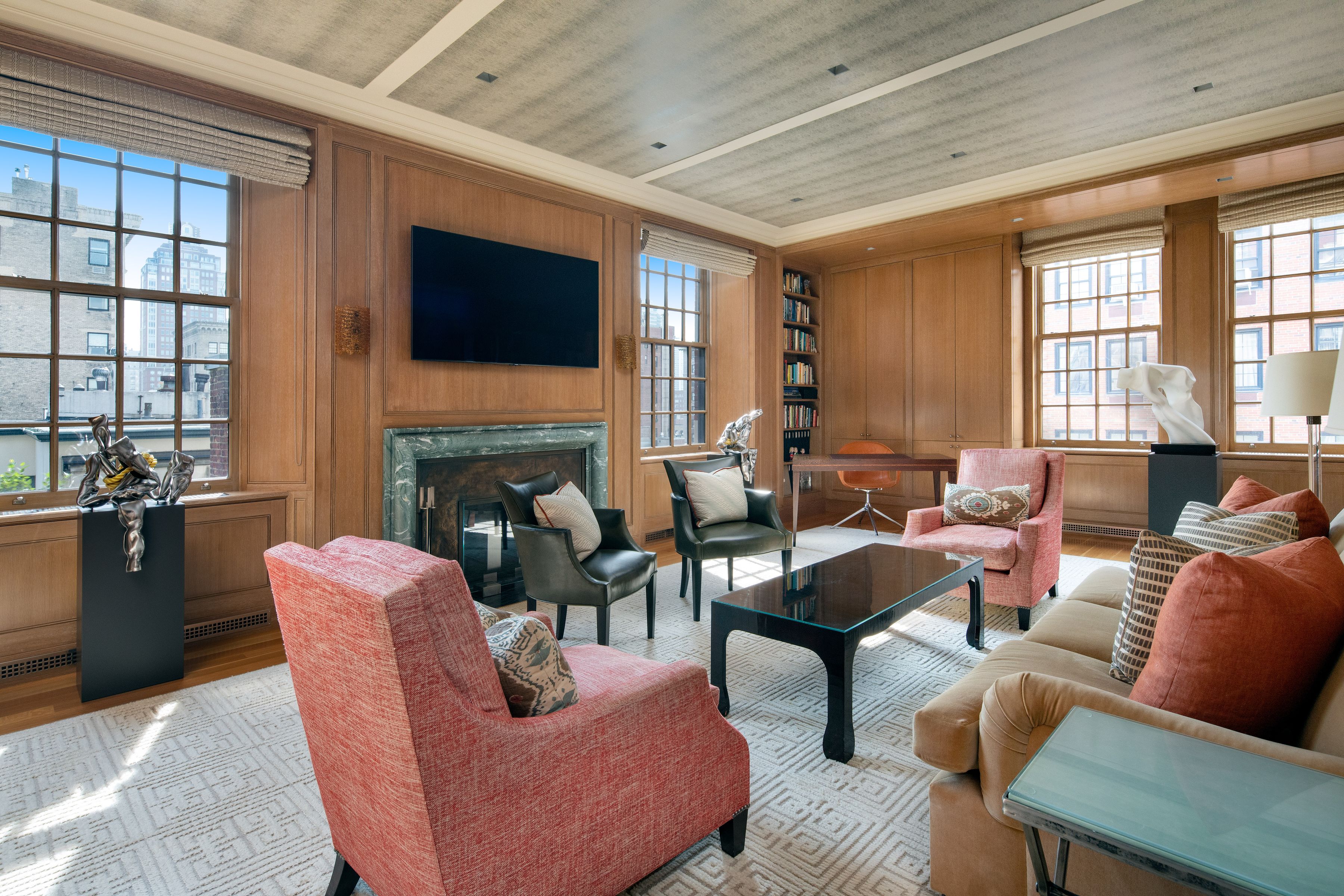 45 East 66th Street 9E
