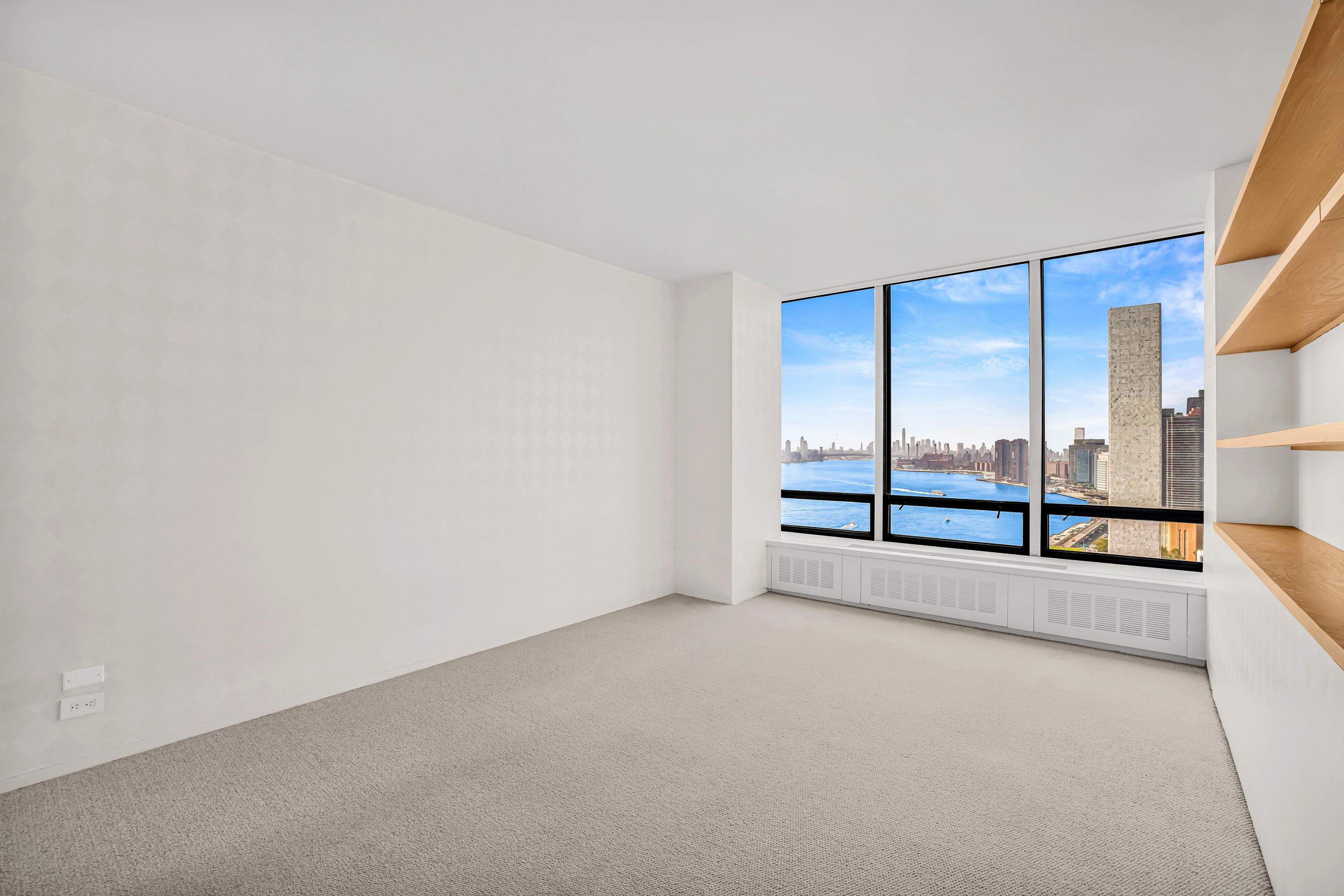 870 United Nations Plaza 28A