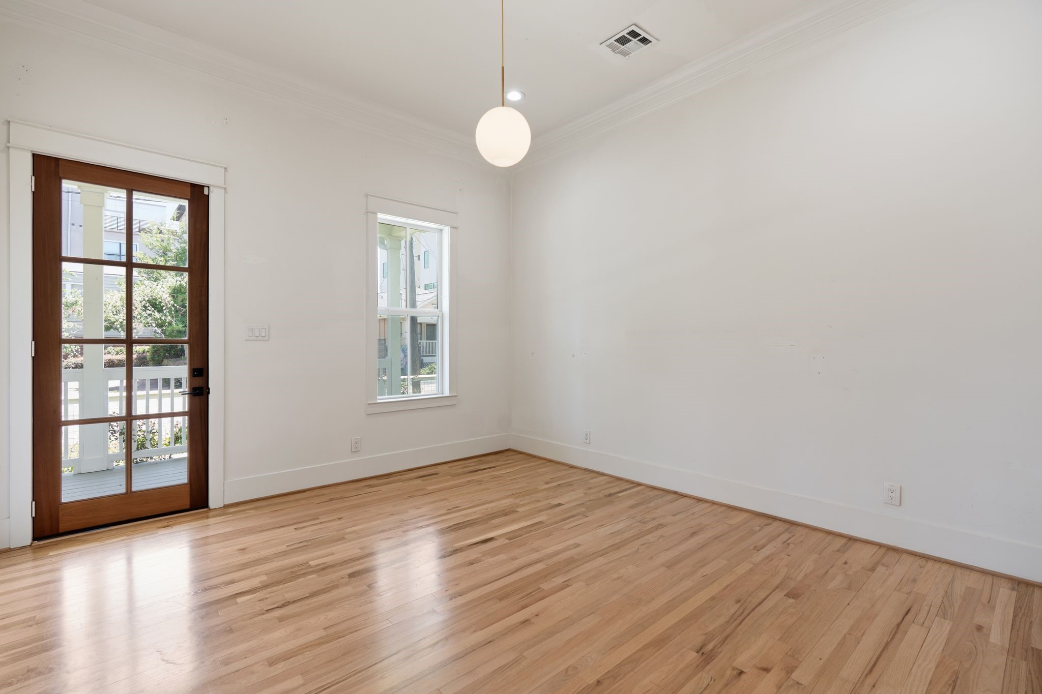 1303 Summer Street