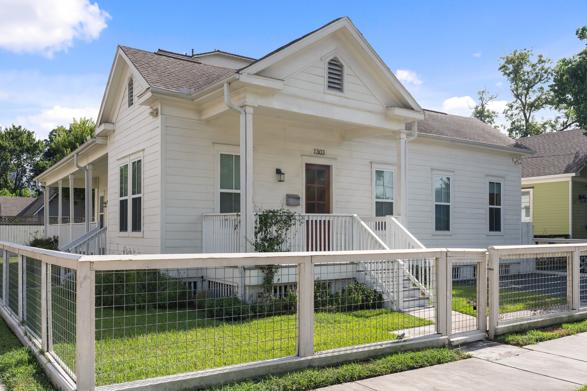 1303 Summer Street