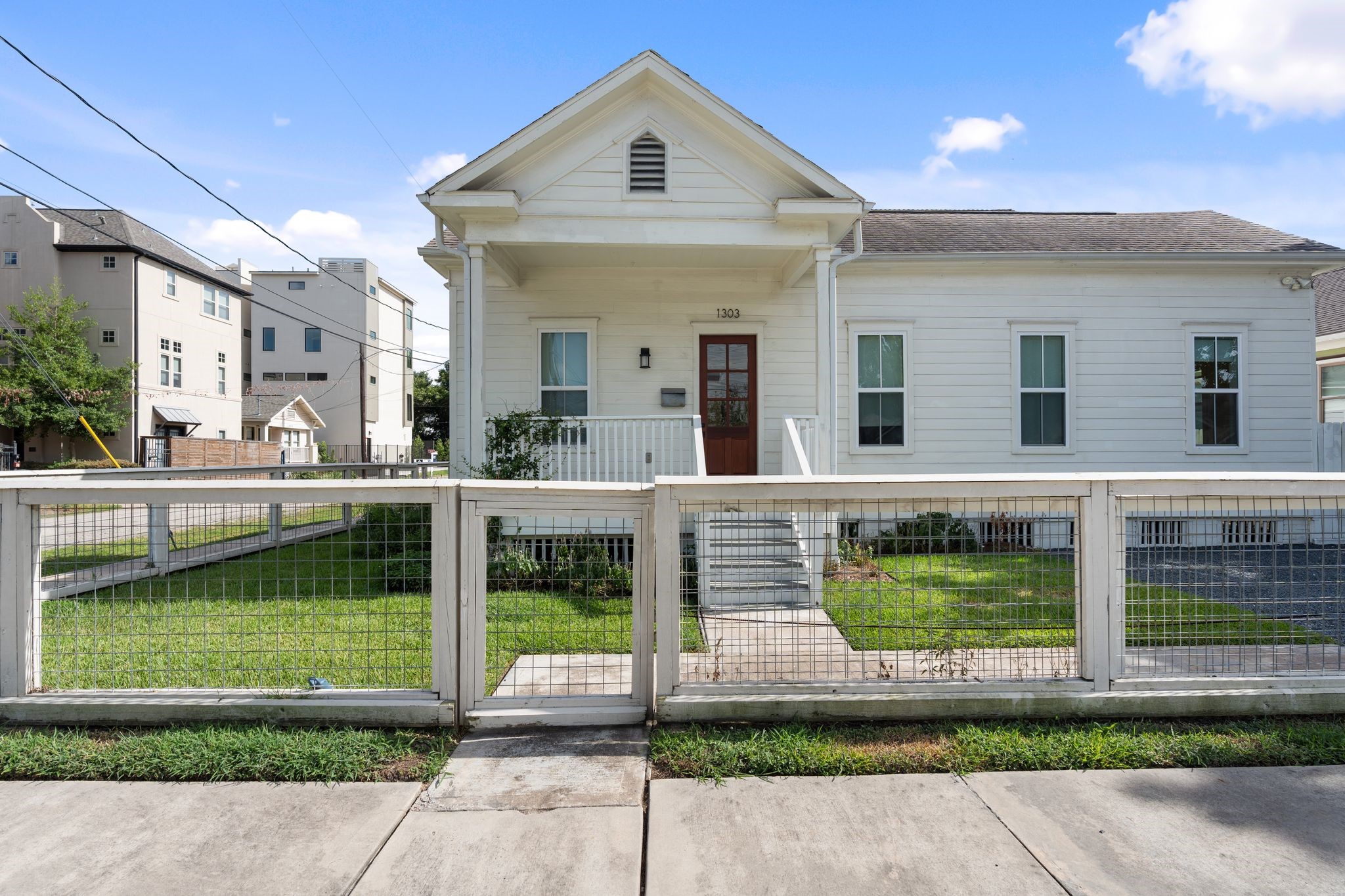 1303 Summer Street