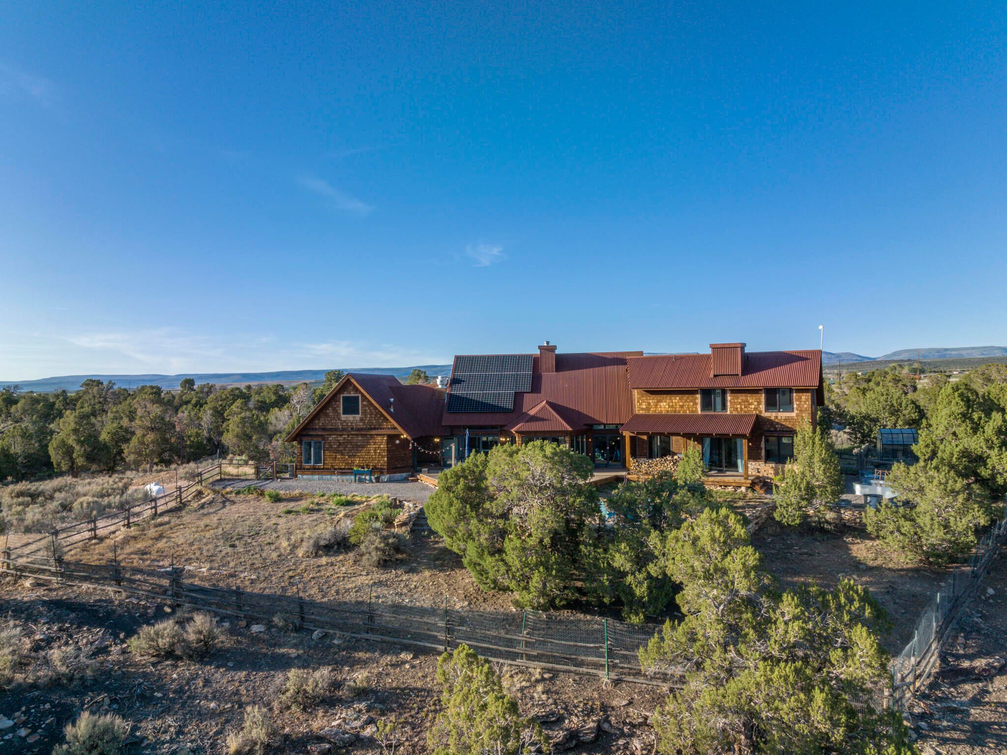 1400 County Road W35 