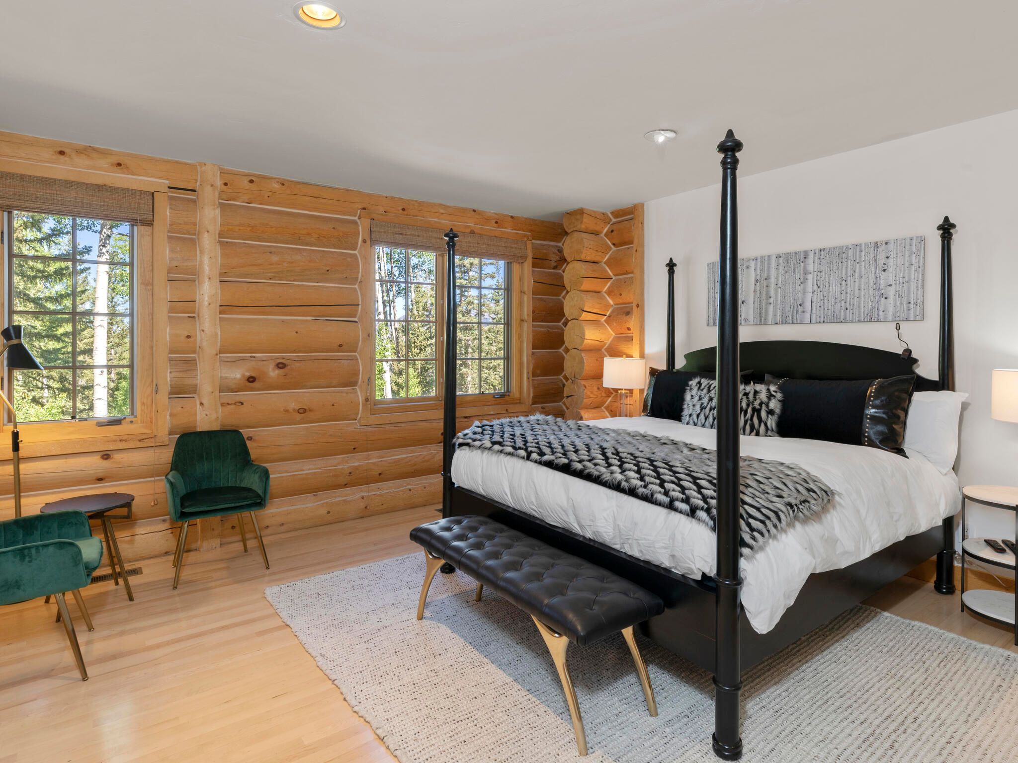 108 Lodges Lane 4 
