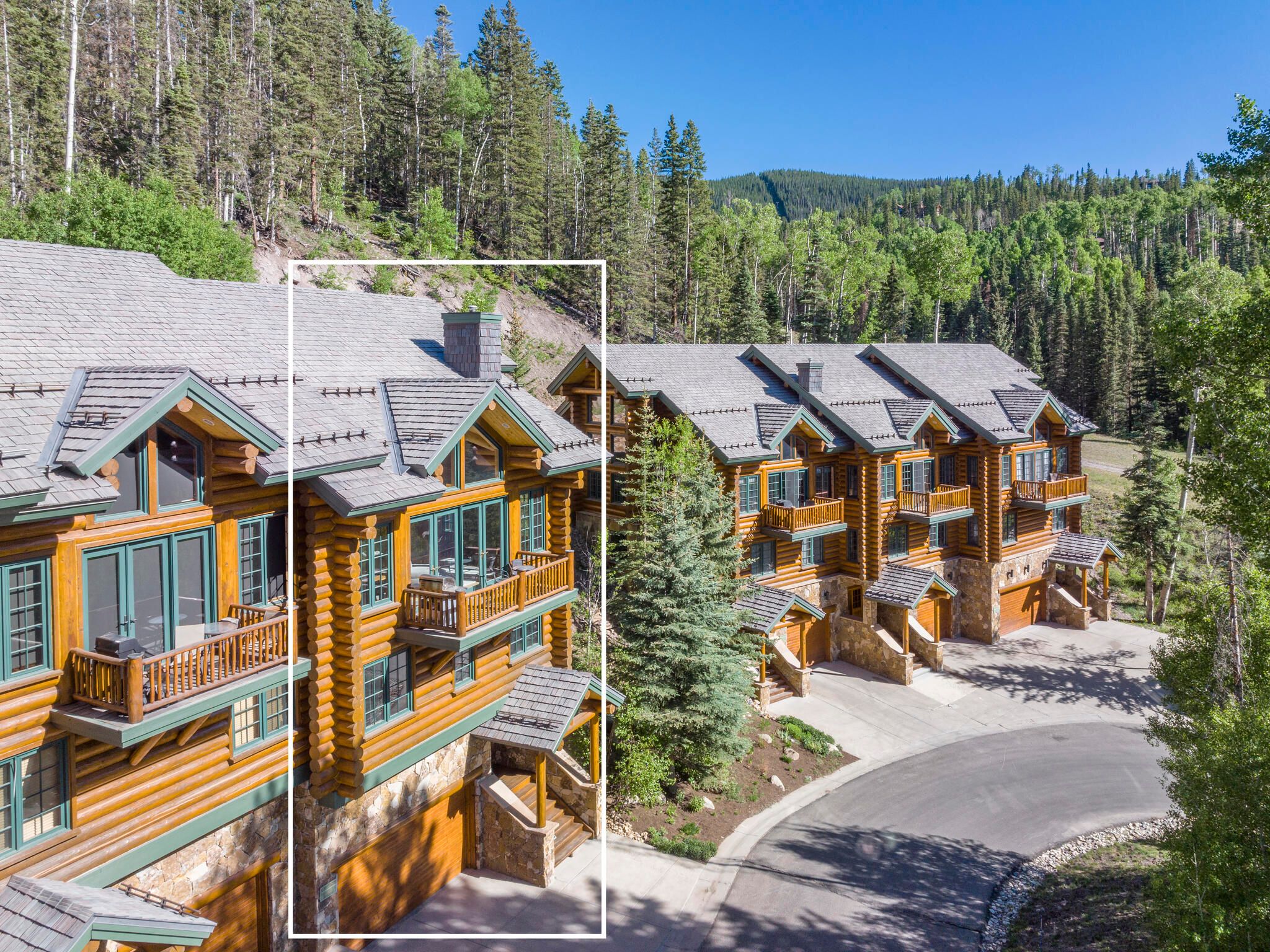 108 Lodges Lane 4 