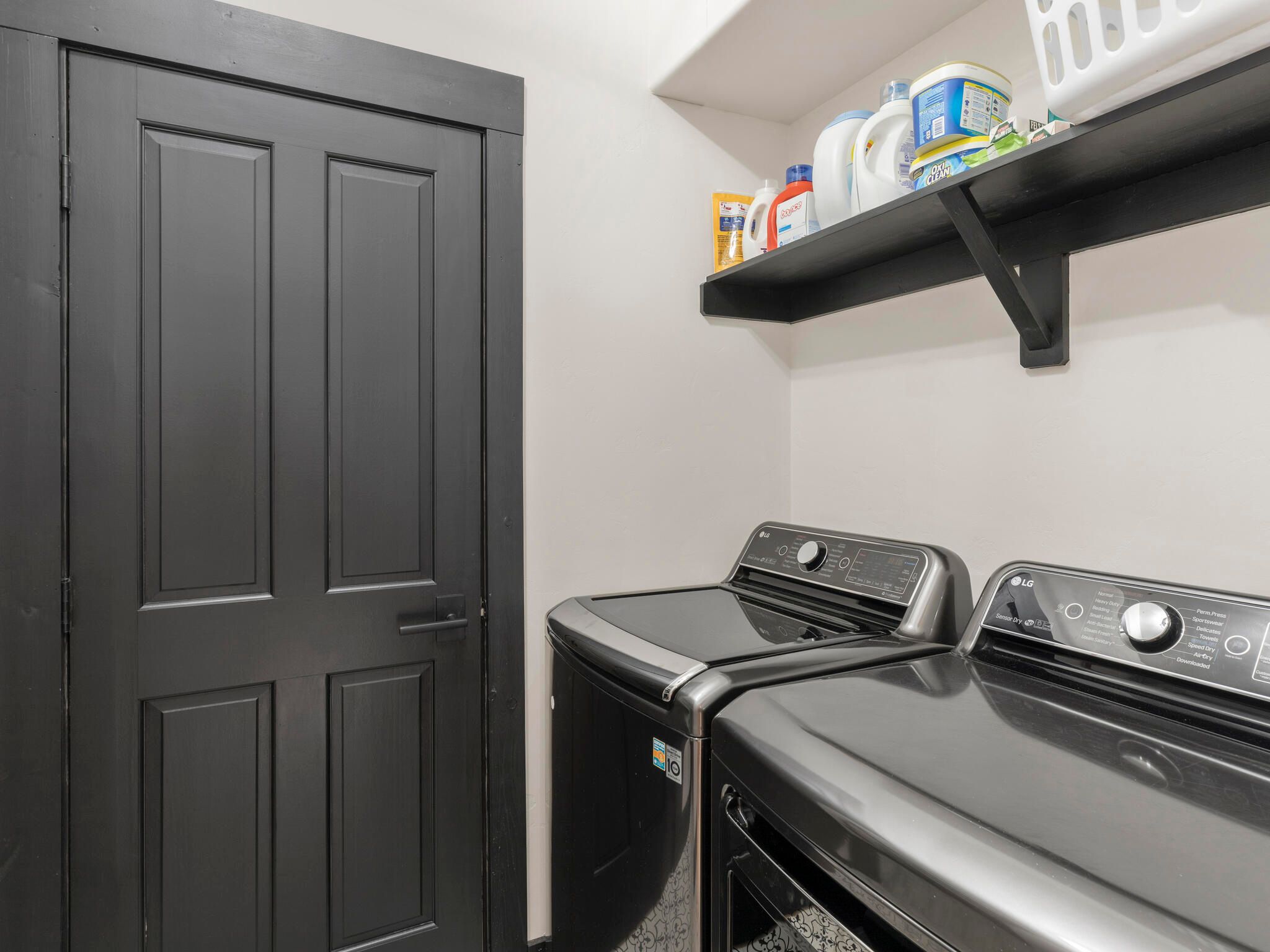 108 Lodges Lane 4 
