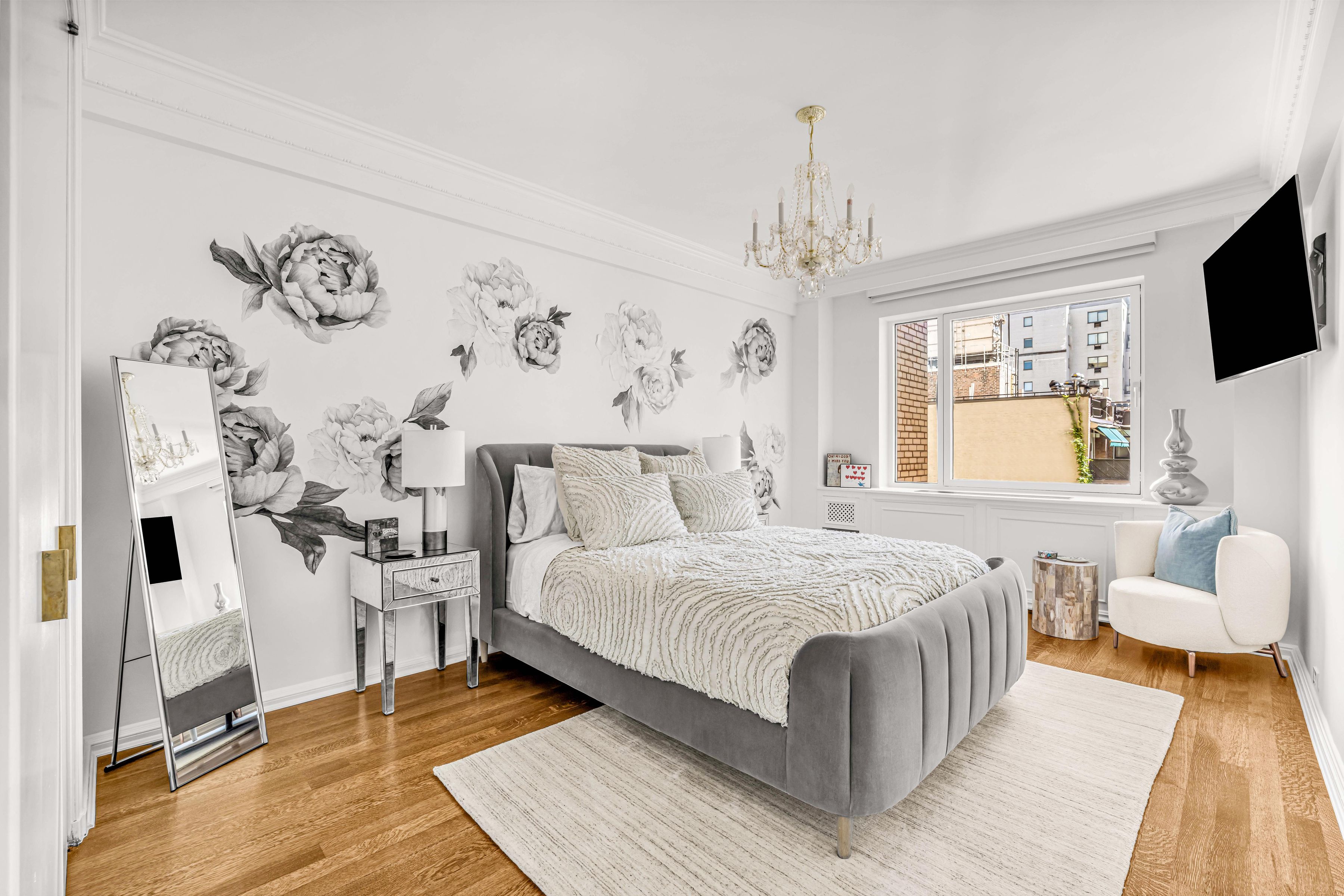 860 Fifth Avenue 9/10JK