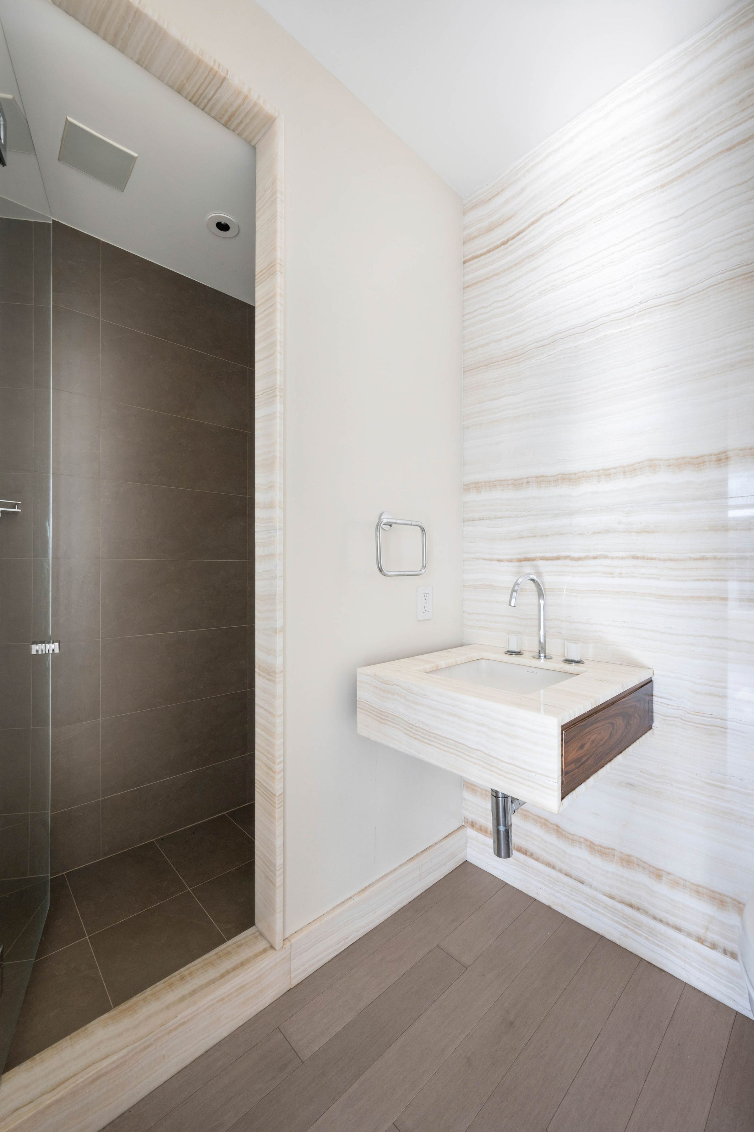 250 East 54th Street 36D