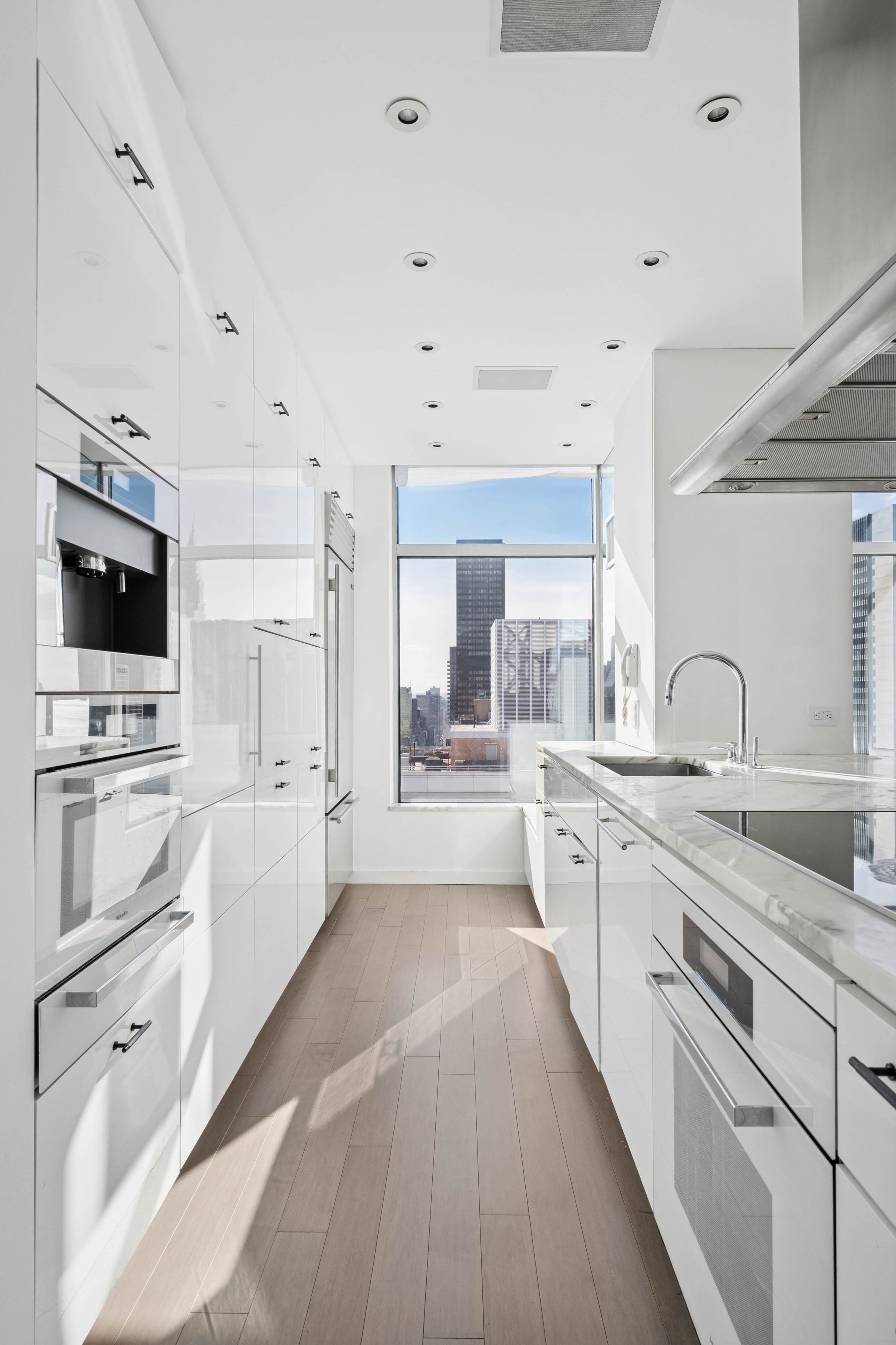250 East 54th Street 36D