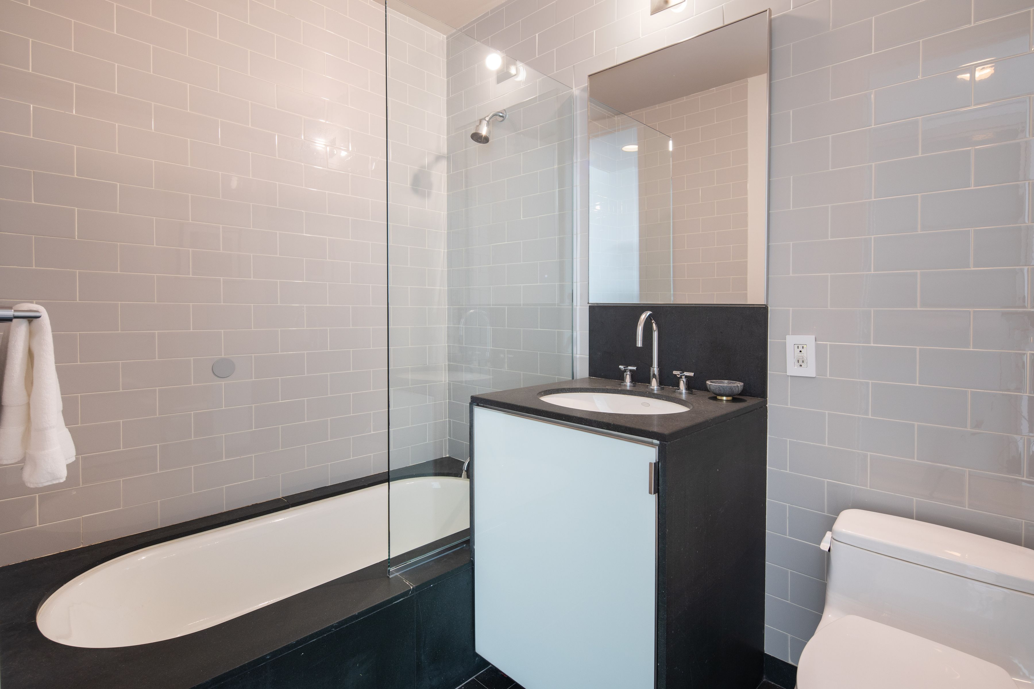 240 Park Avenue South 14B