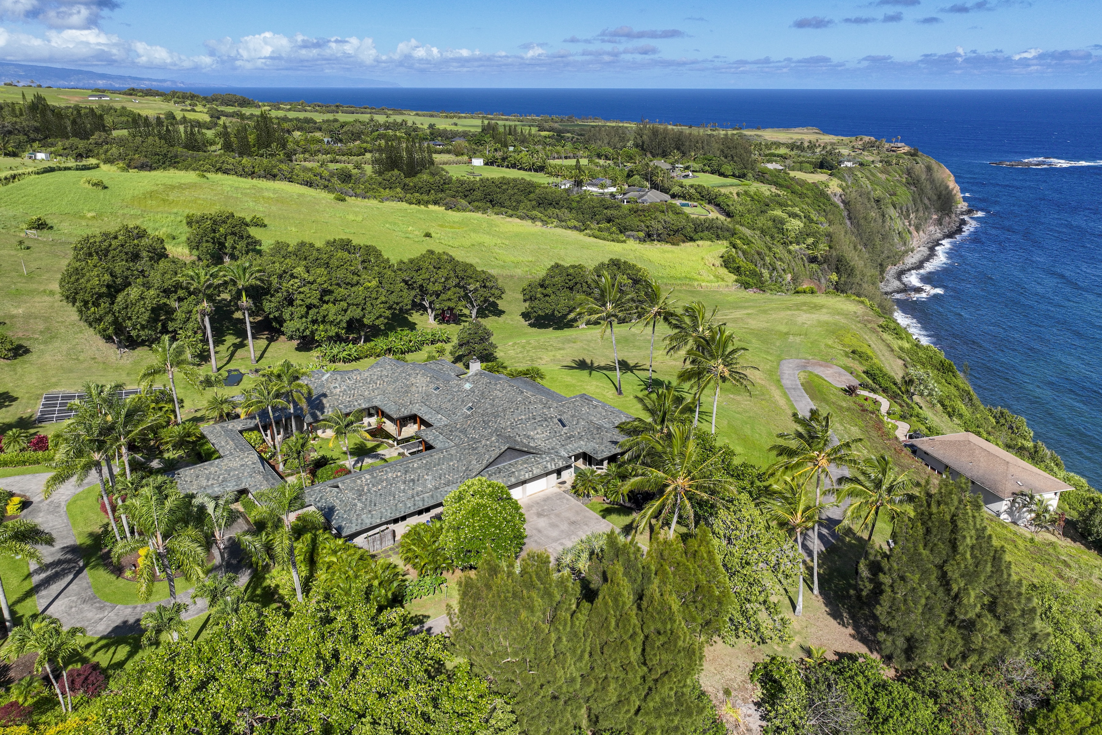 400 Mehana Road, Haiku, HI
