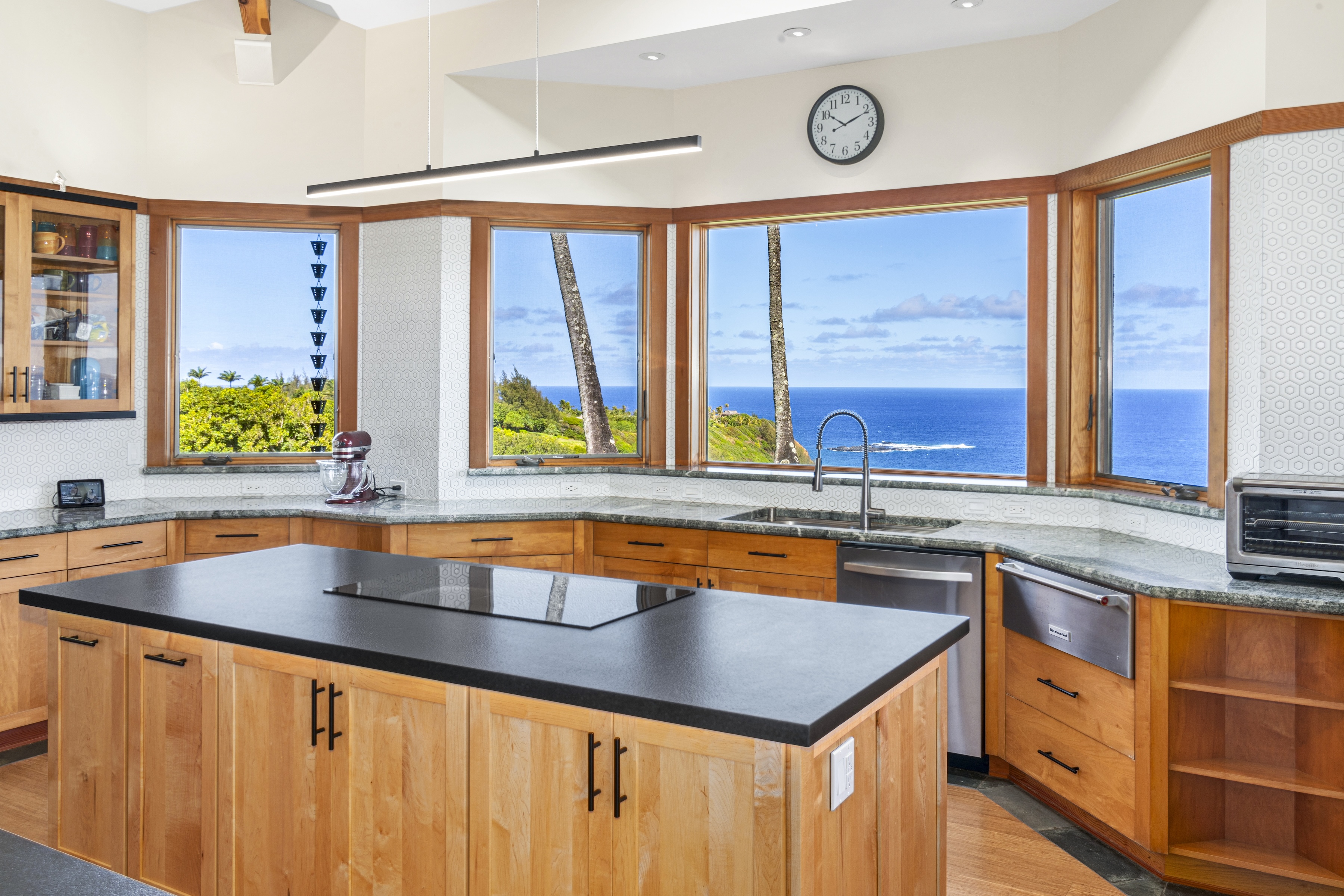 400 Mehana Road, Haiku, HI