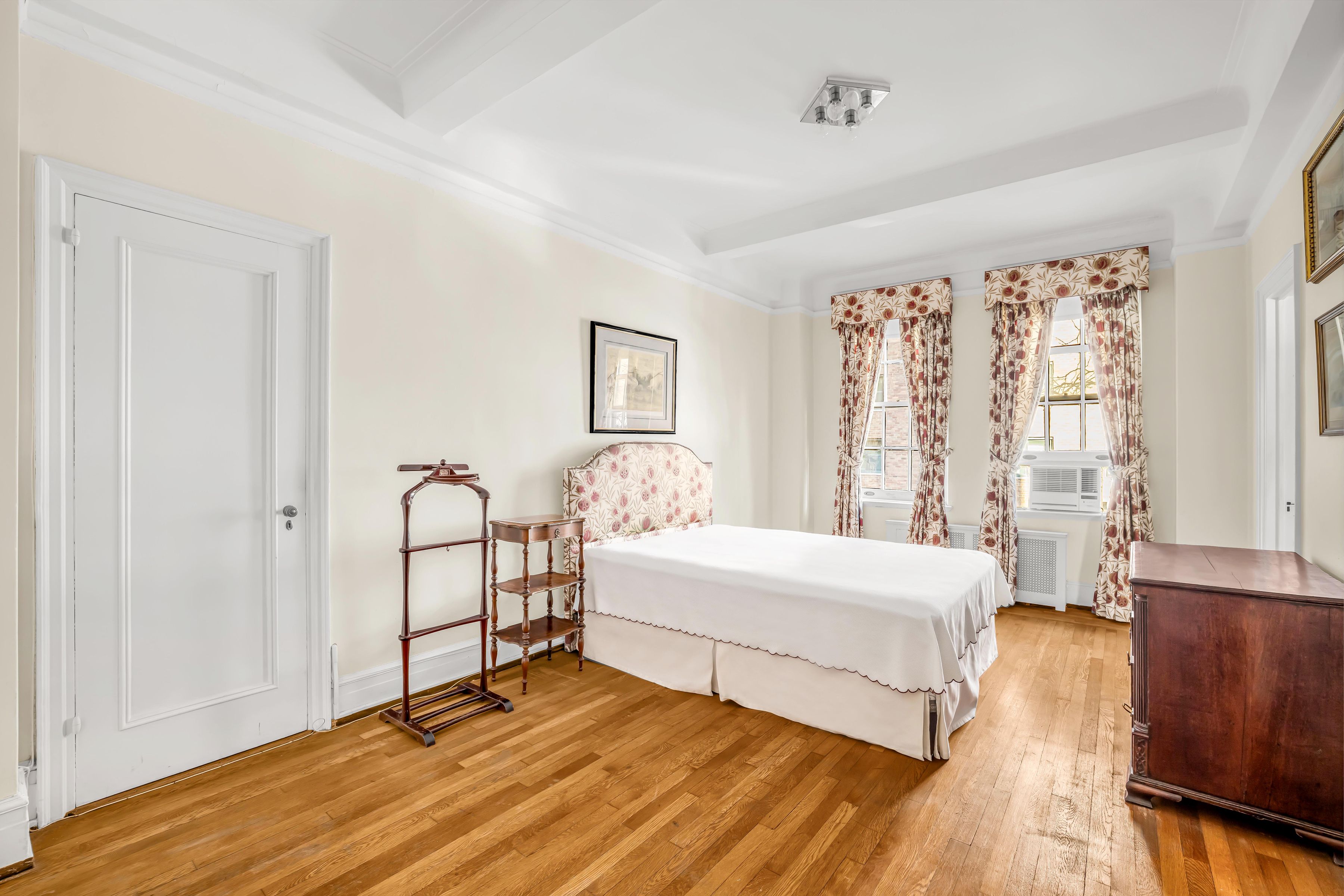 130 East 75th Street 3B