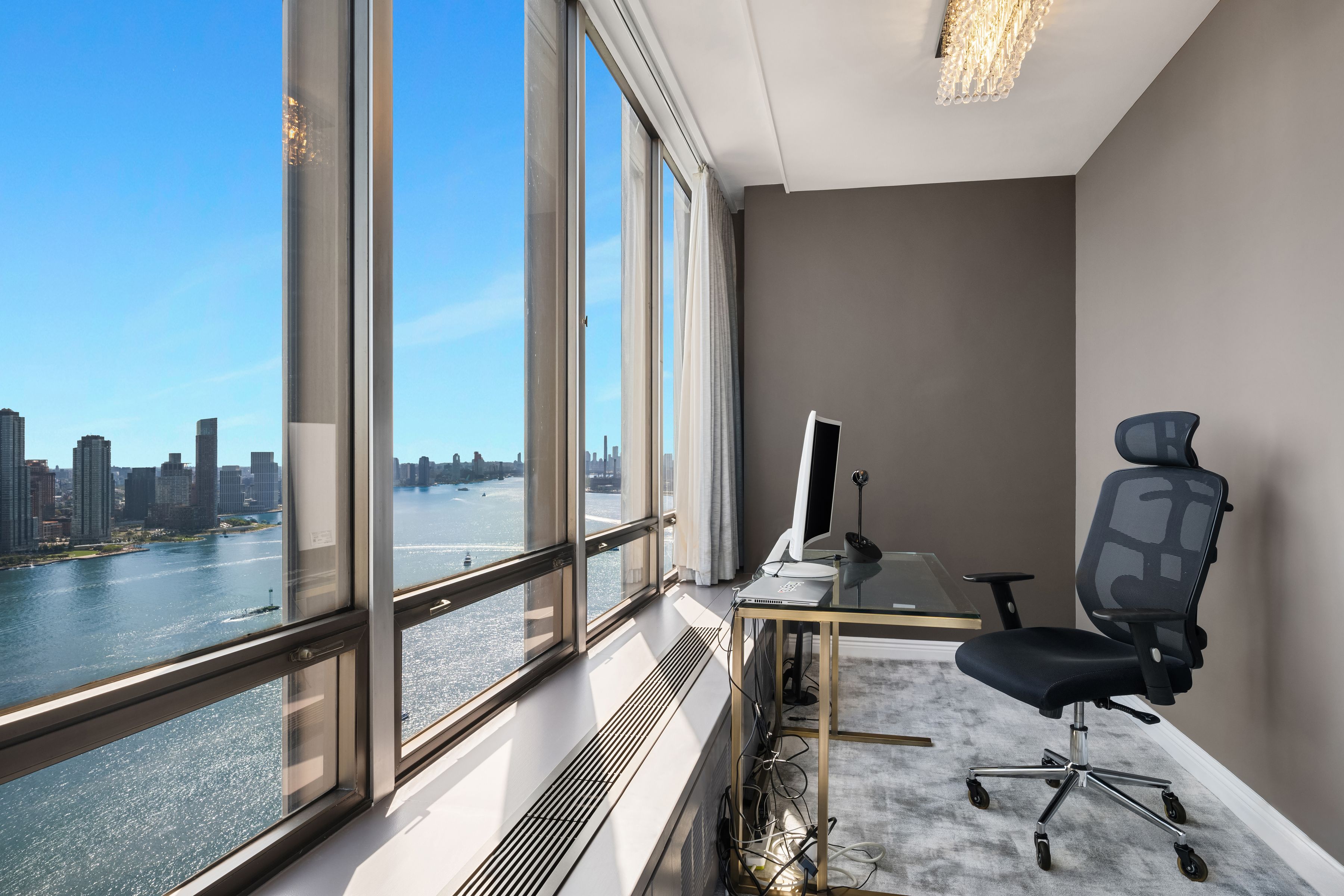 860 United Nations Plaza PH 37/38B
