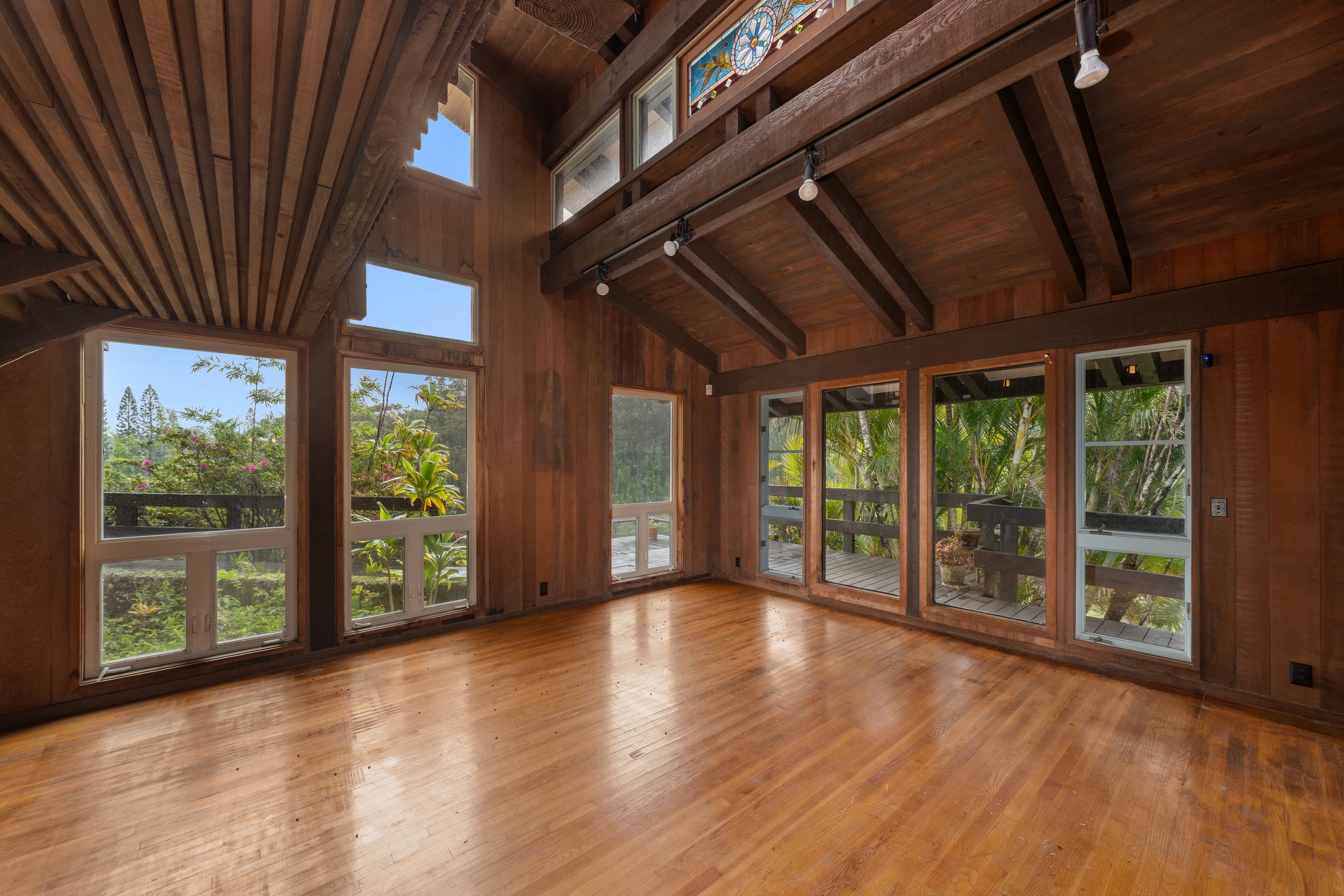 311 Awalau Road