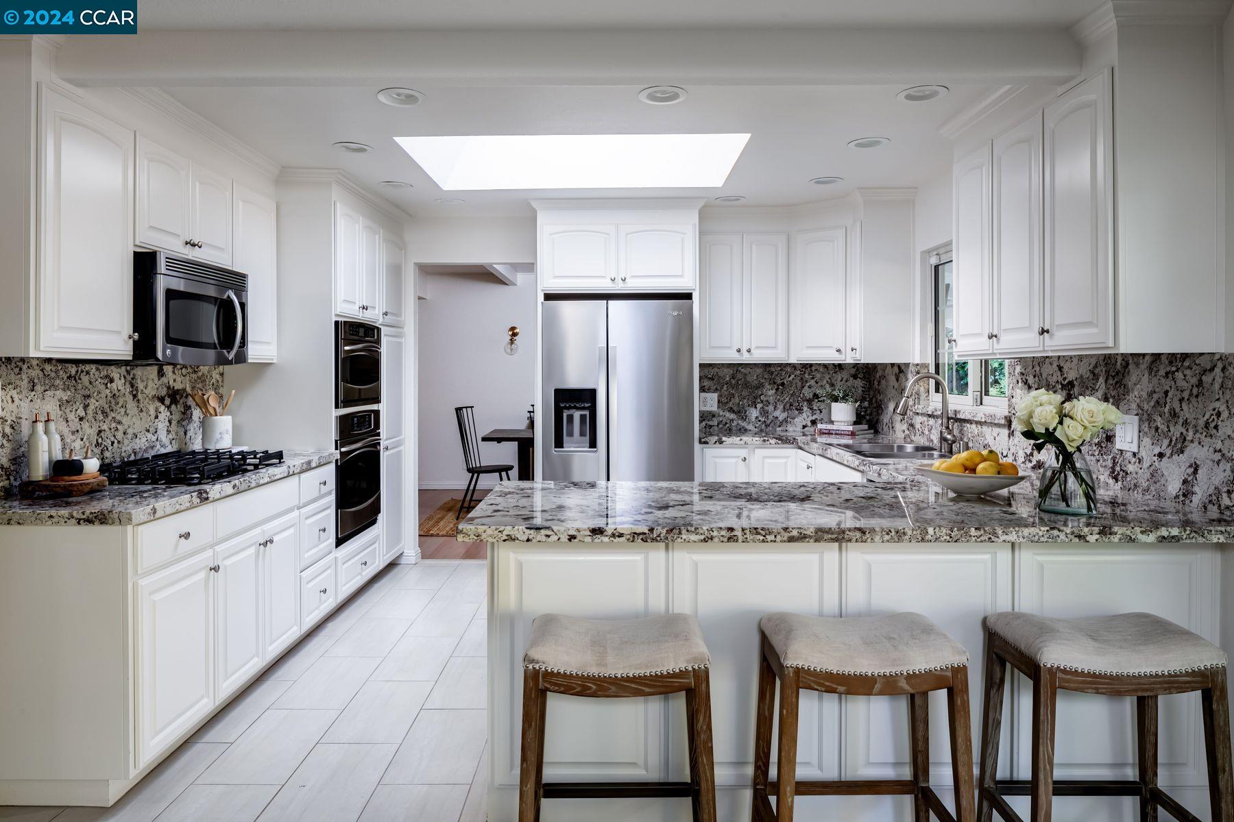 24 Miner Rd