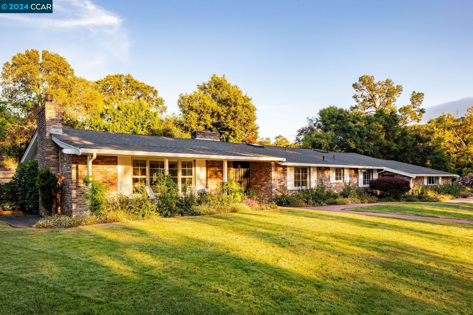 24 Miner Rd
