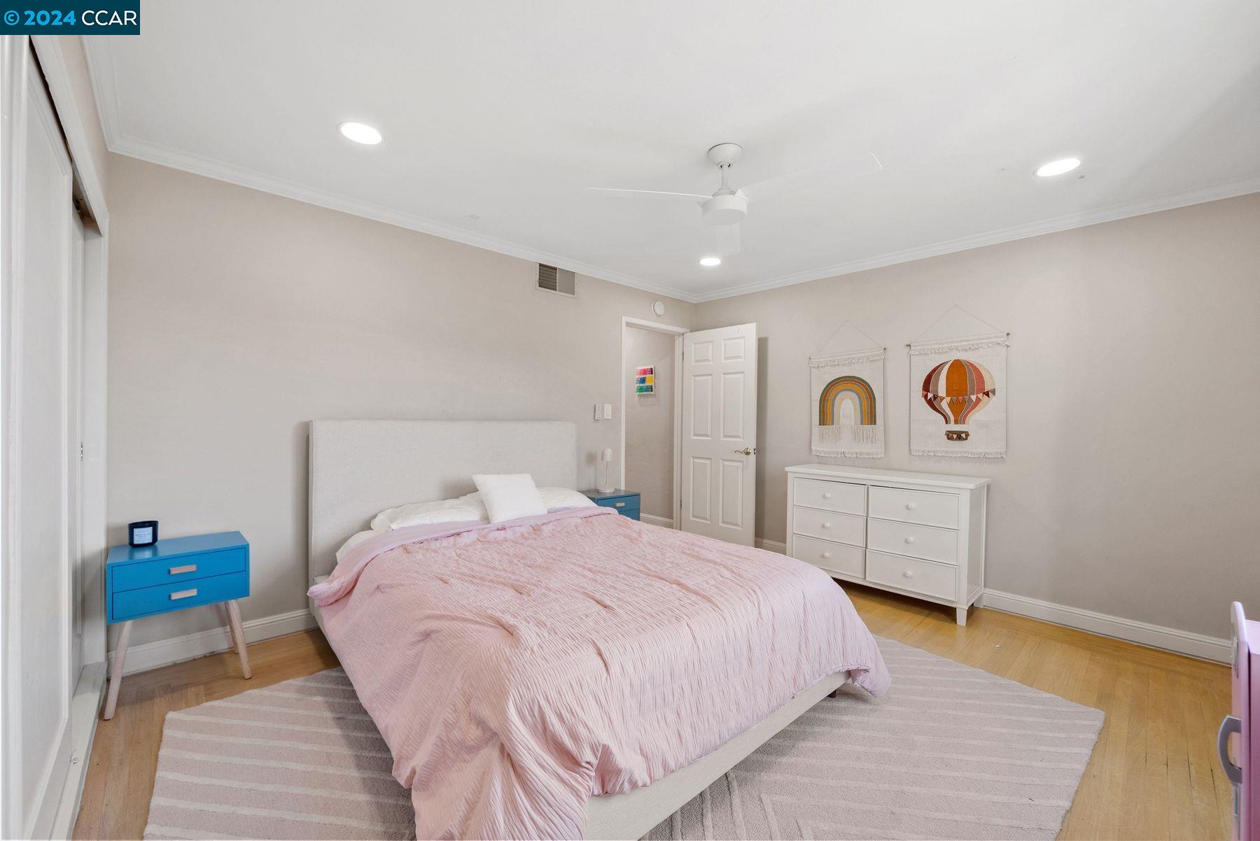 121 Overhill Rd