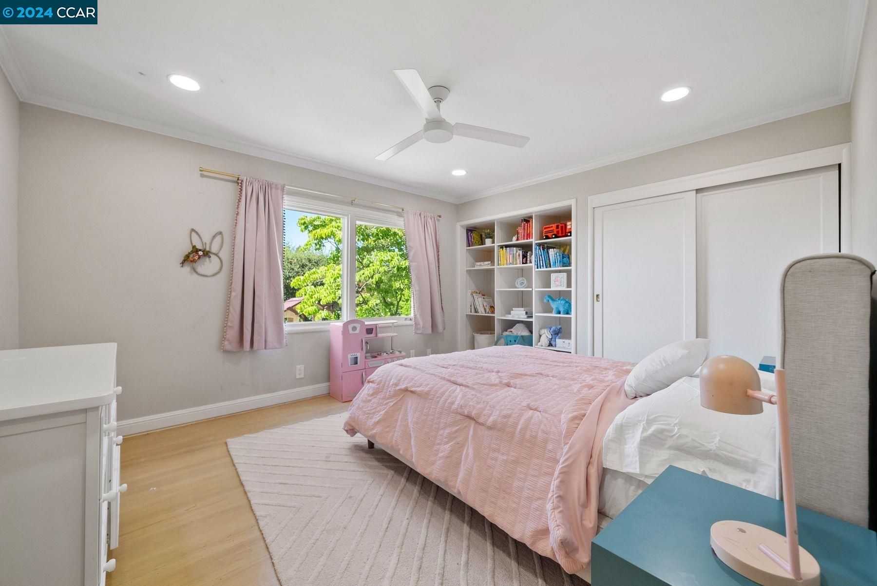 121 Overhill Rd
