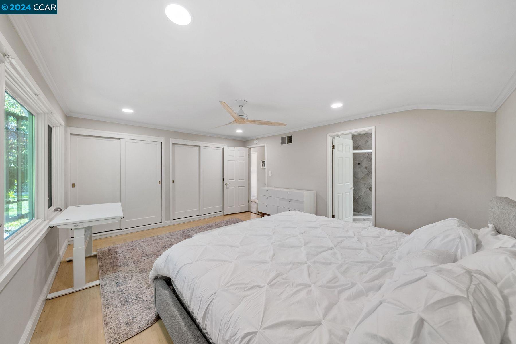 121 Overhill Rd