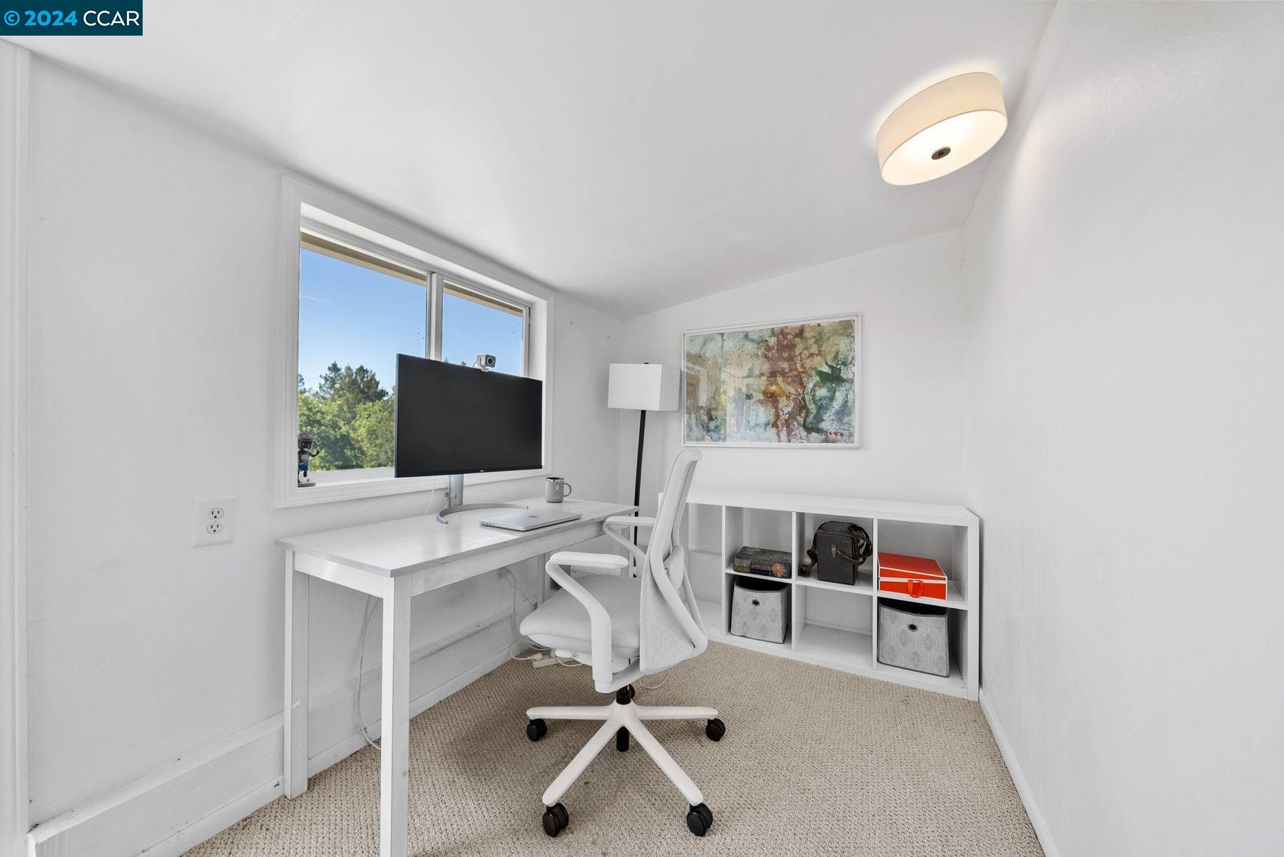 121 Overhill Rd