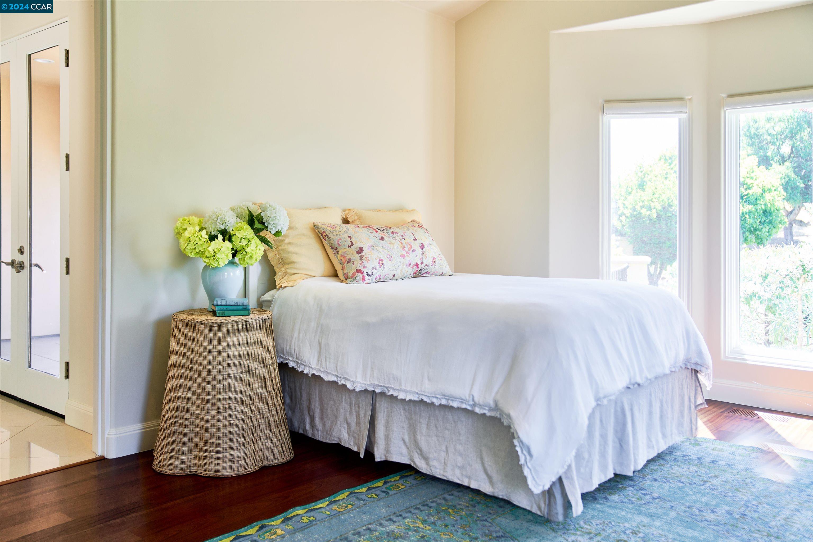 10 Orinda View Rd