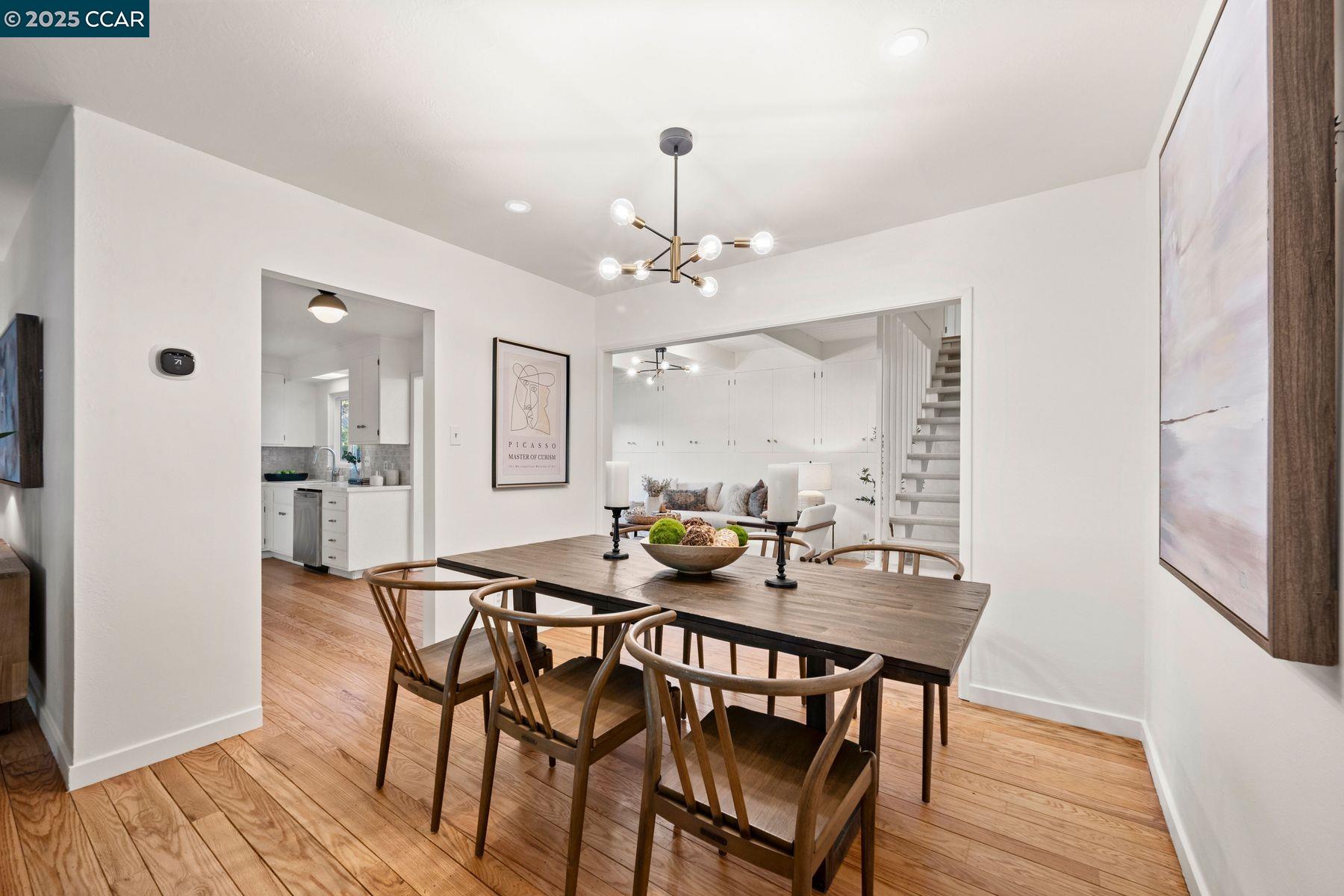 1021 Dolores Dr