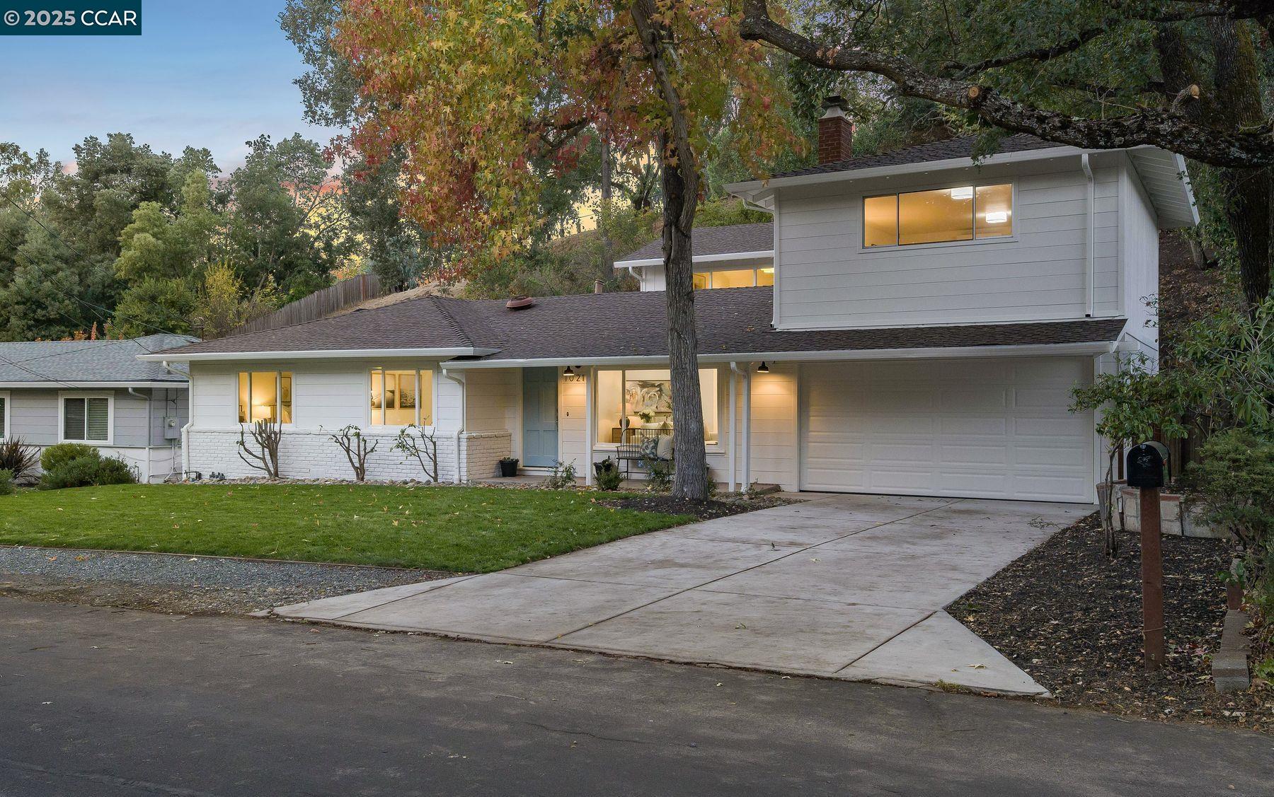 1021 Dolores Dr