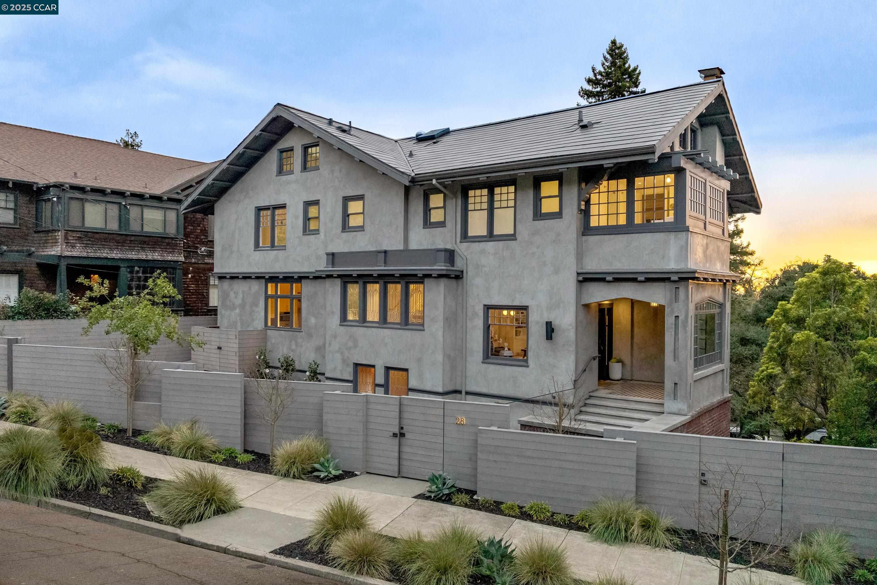 28 Hillcrest Rd
