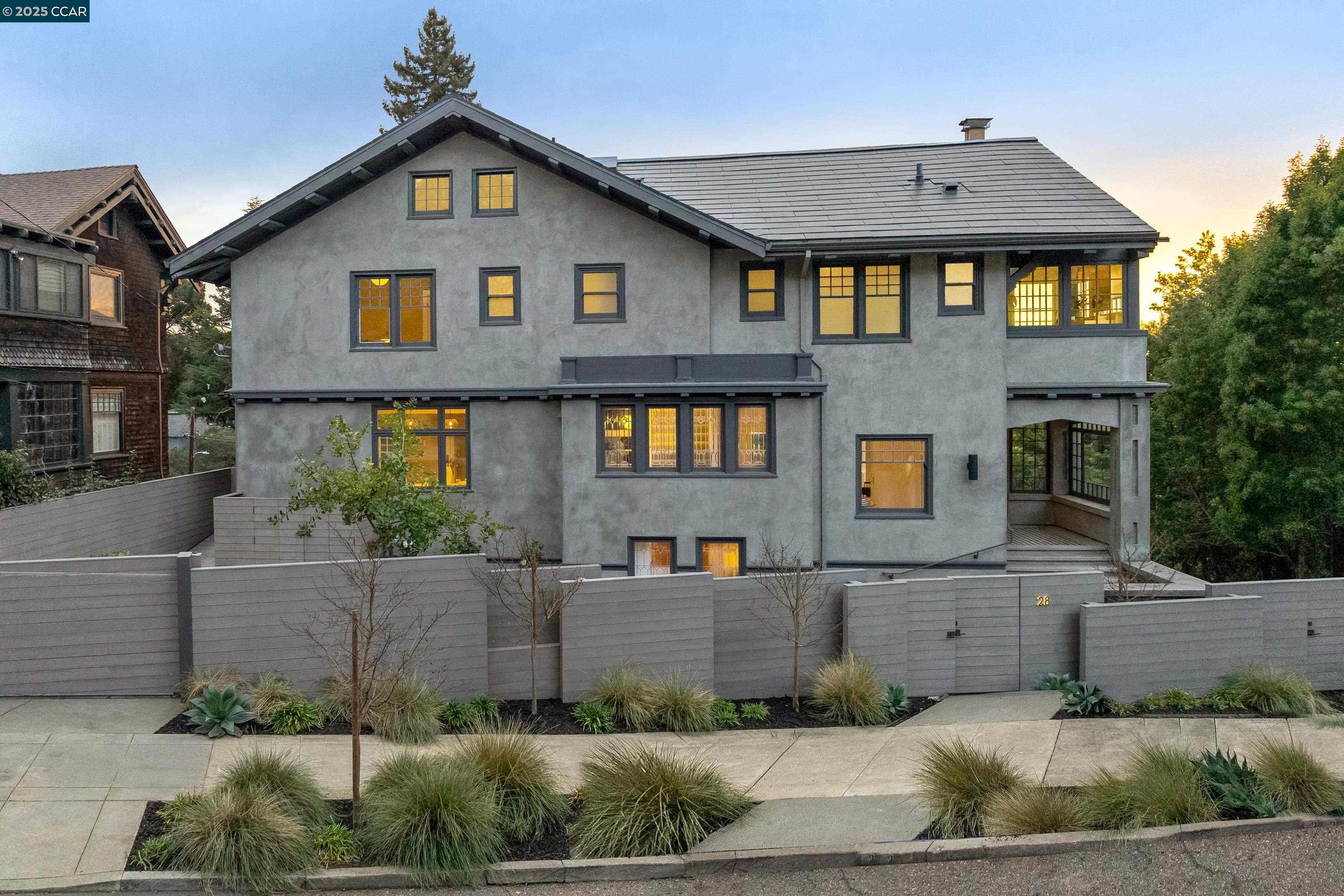 28 Hillcrest Rd