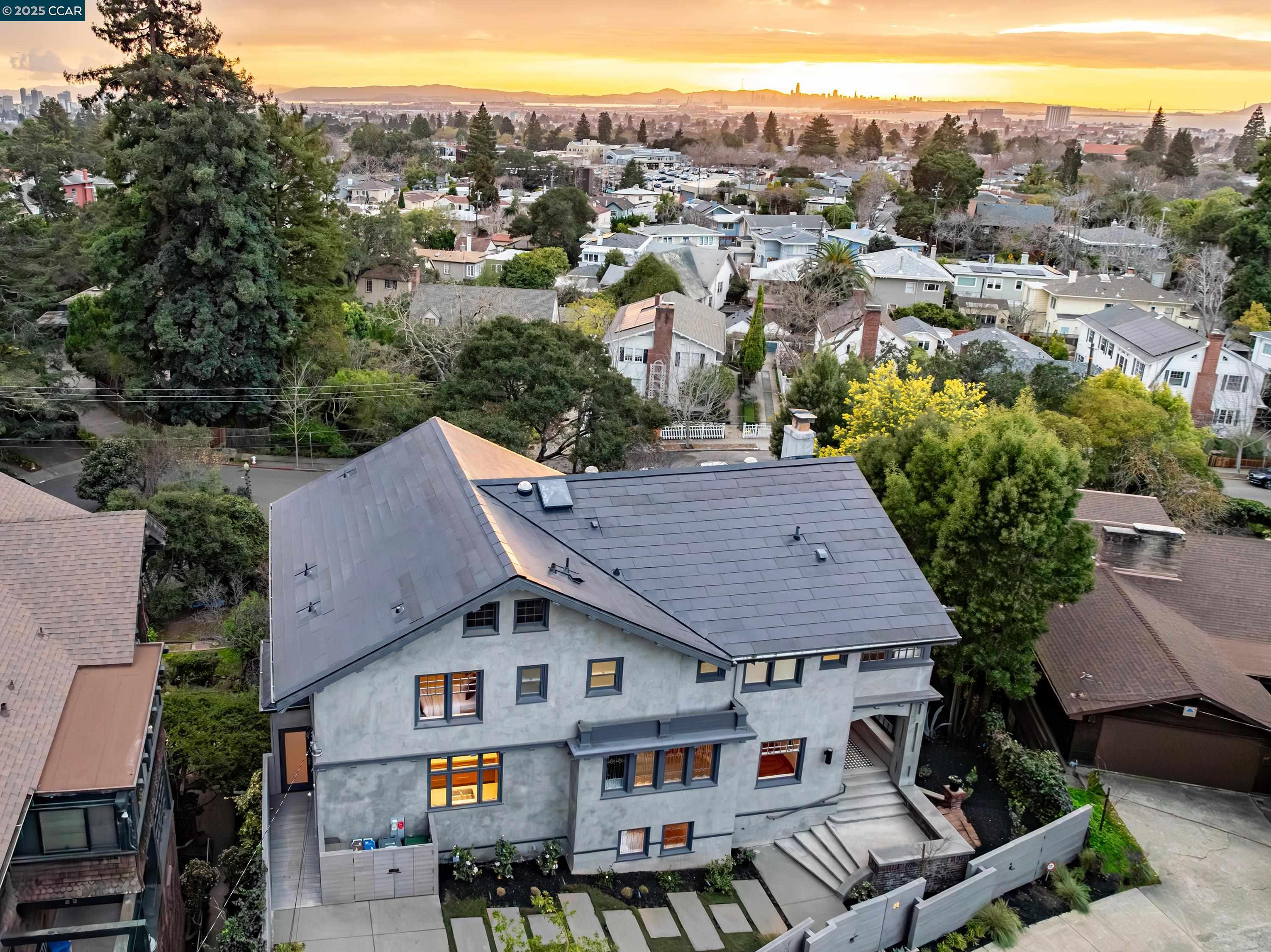 28 Hillcrest Rd