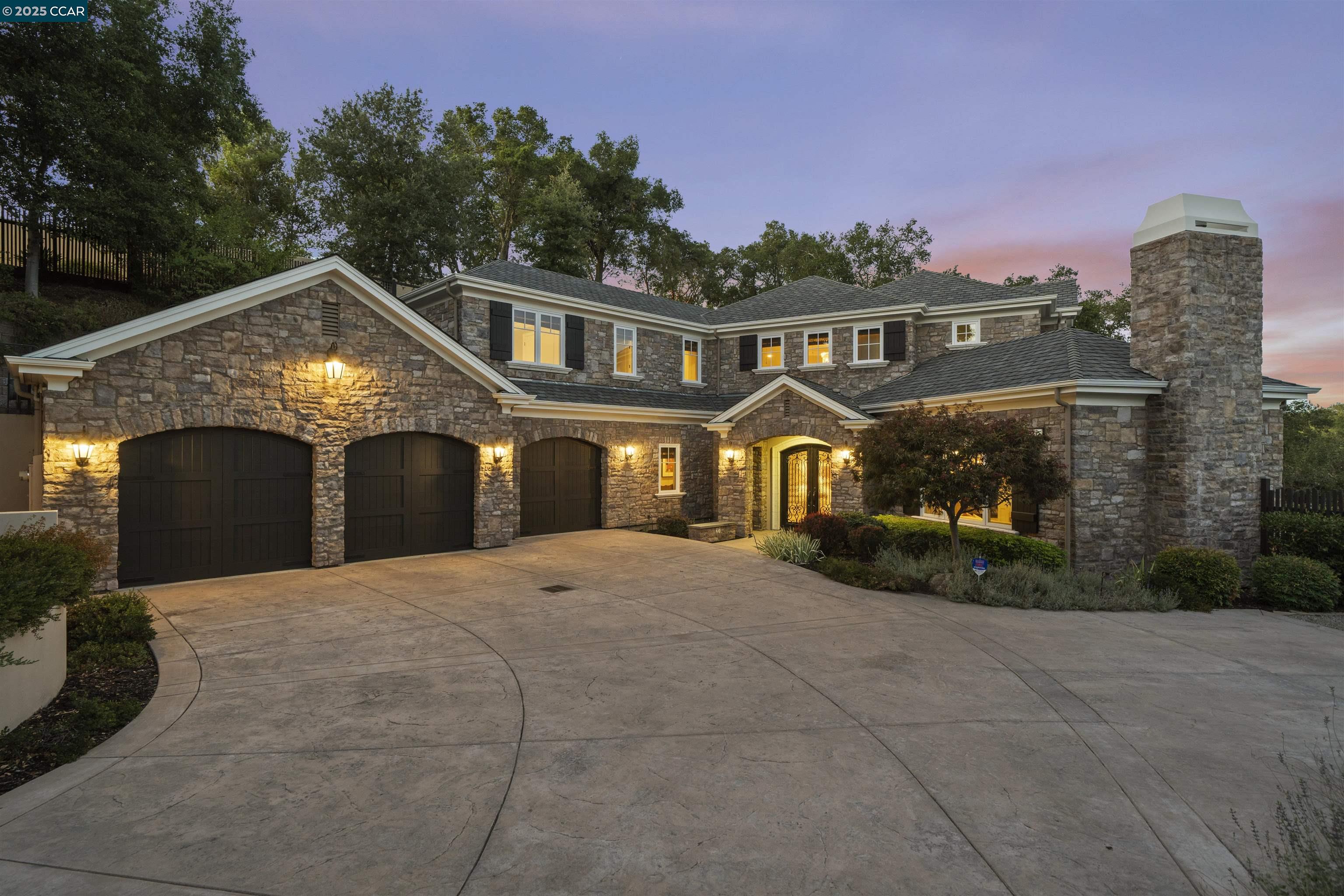 27 Orinda View Rd