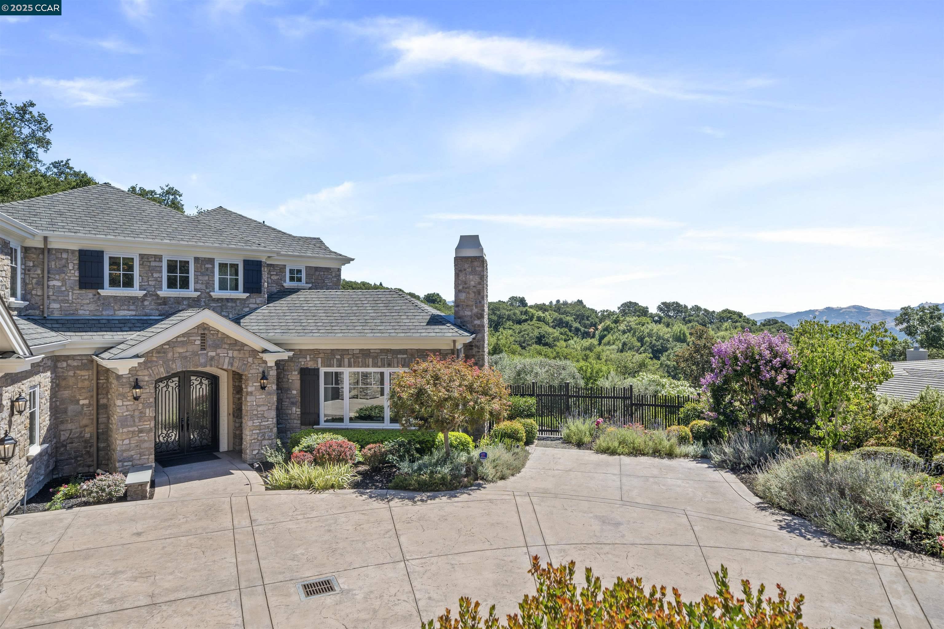 27 Orinda View Rd