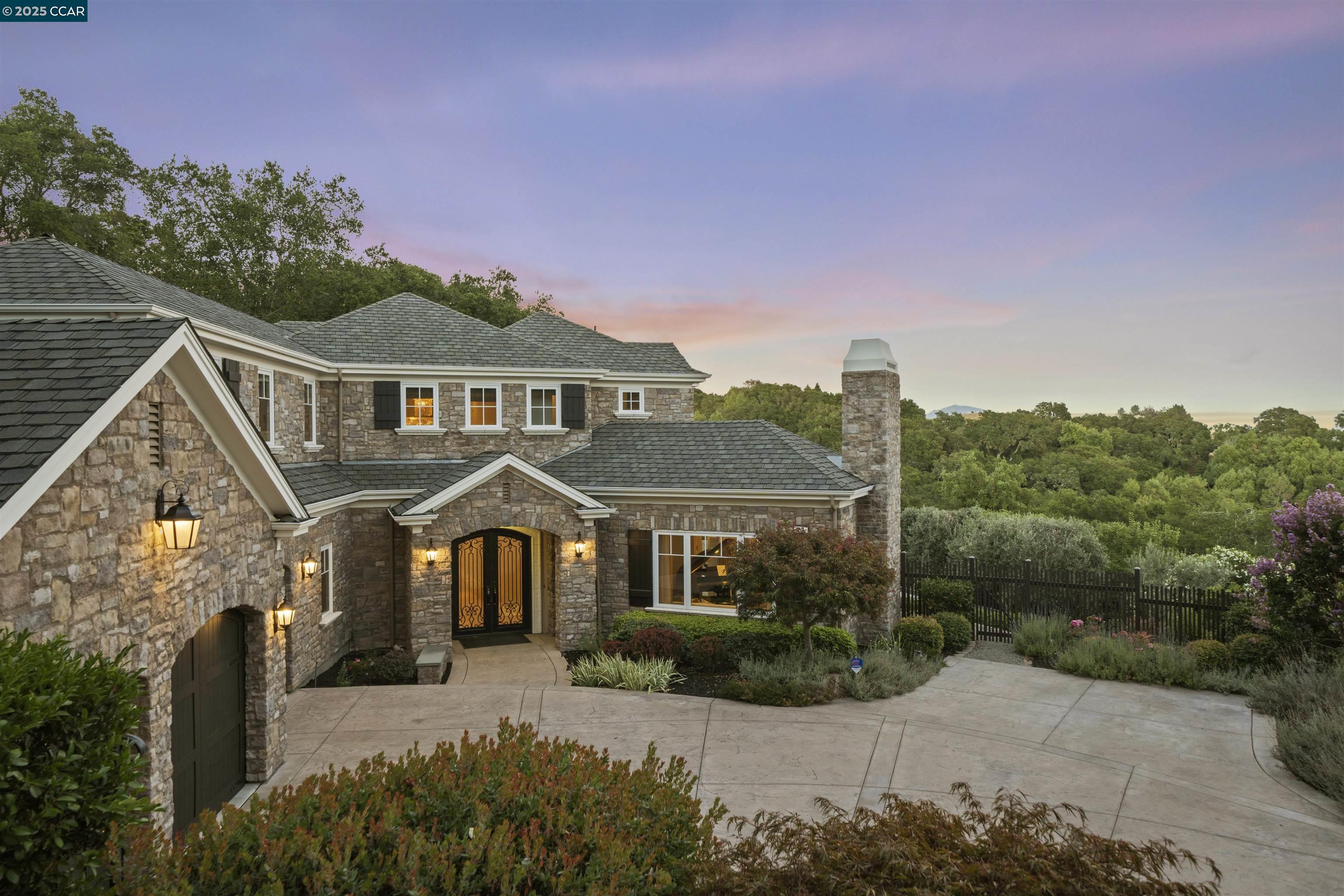 27 Orinda View Rd