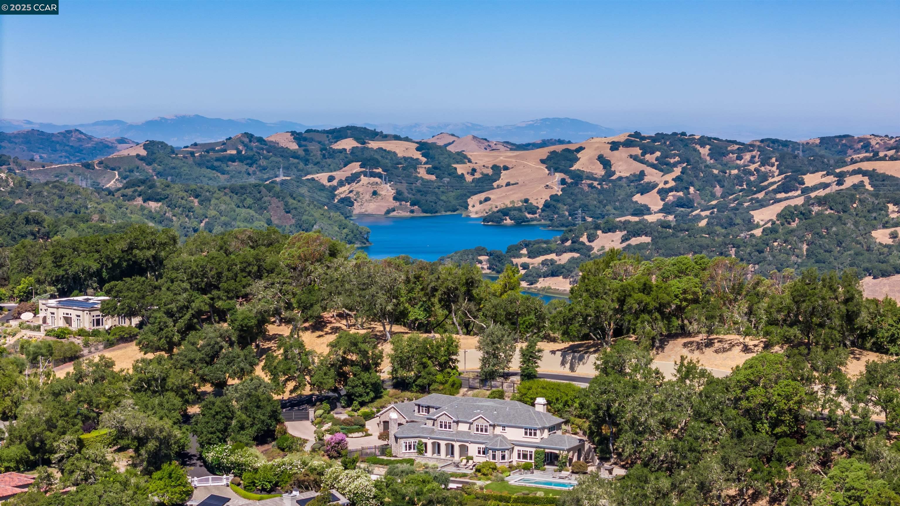 27 Orinda View Rd