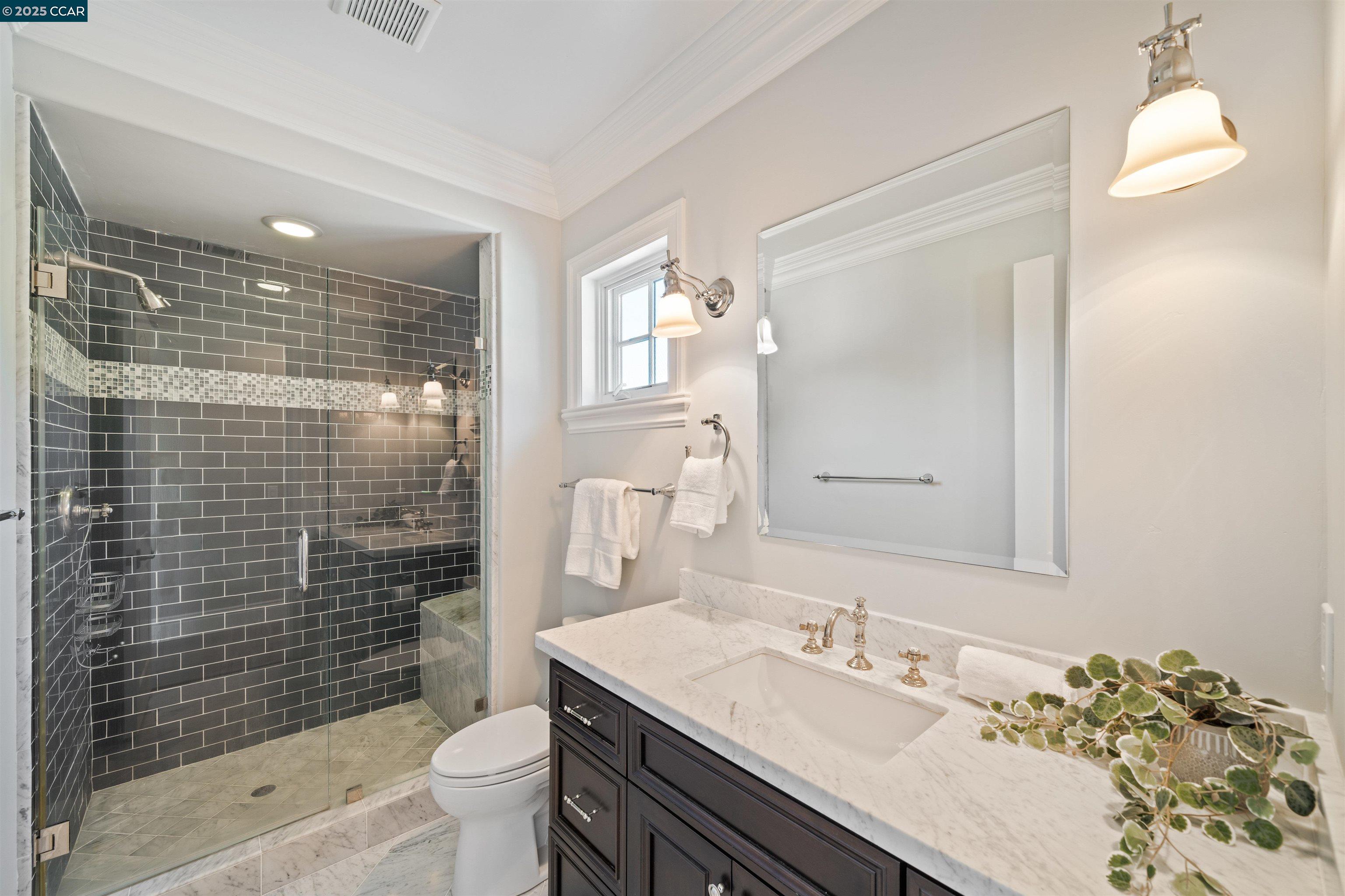27 Orinda View Rd