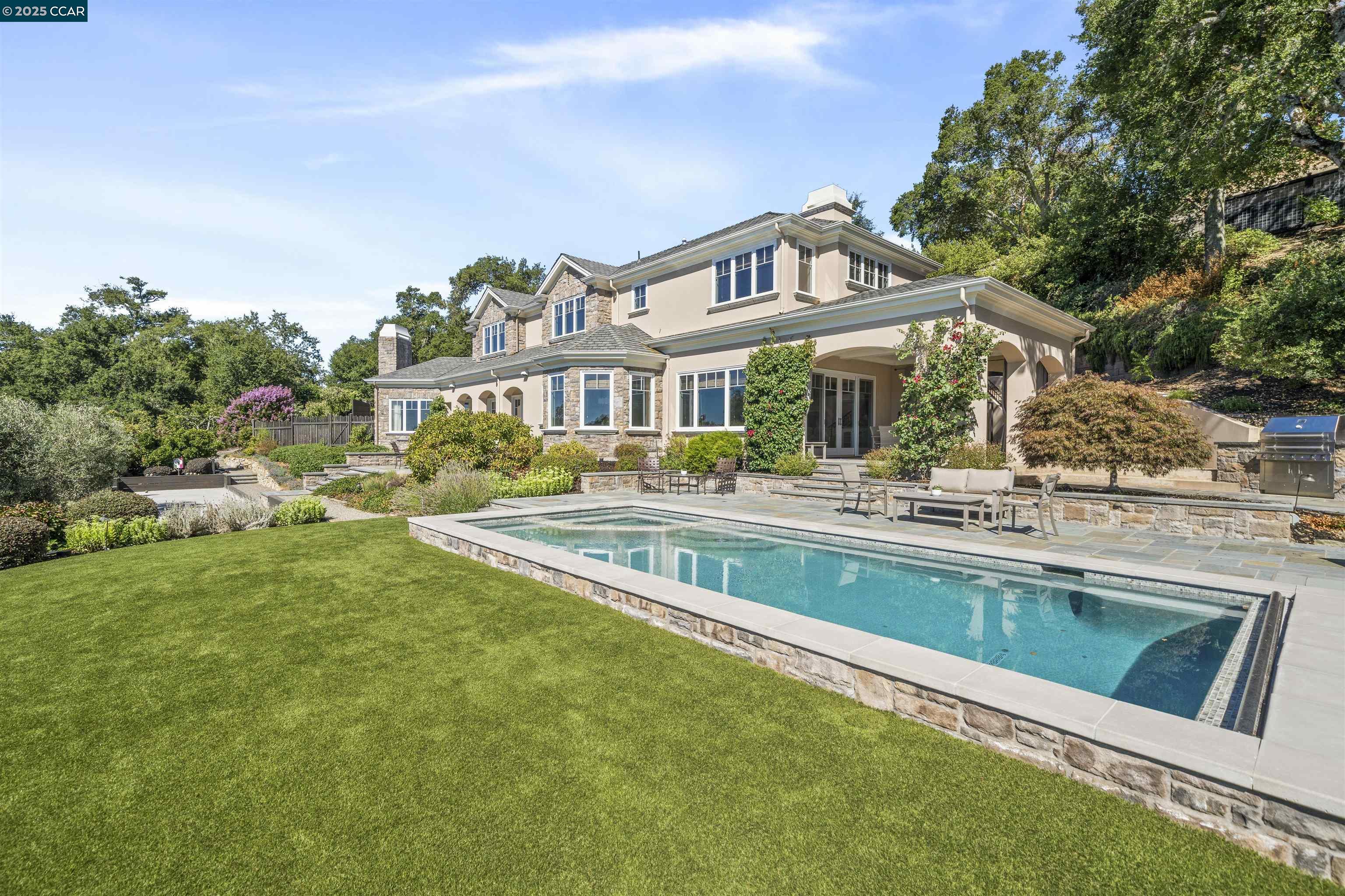 27 Orinda View Rd