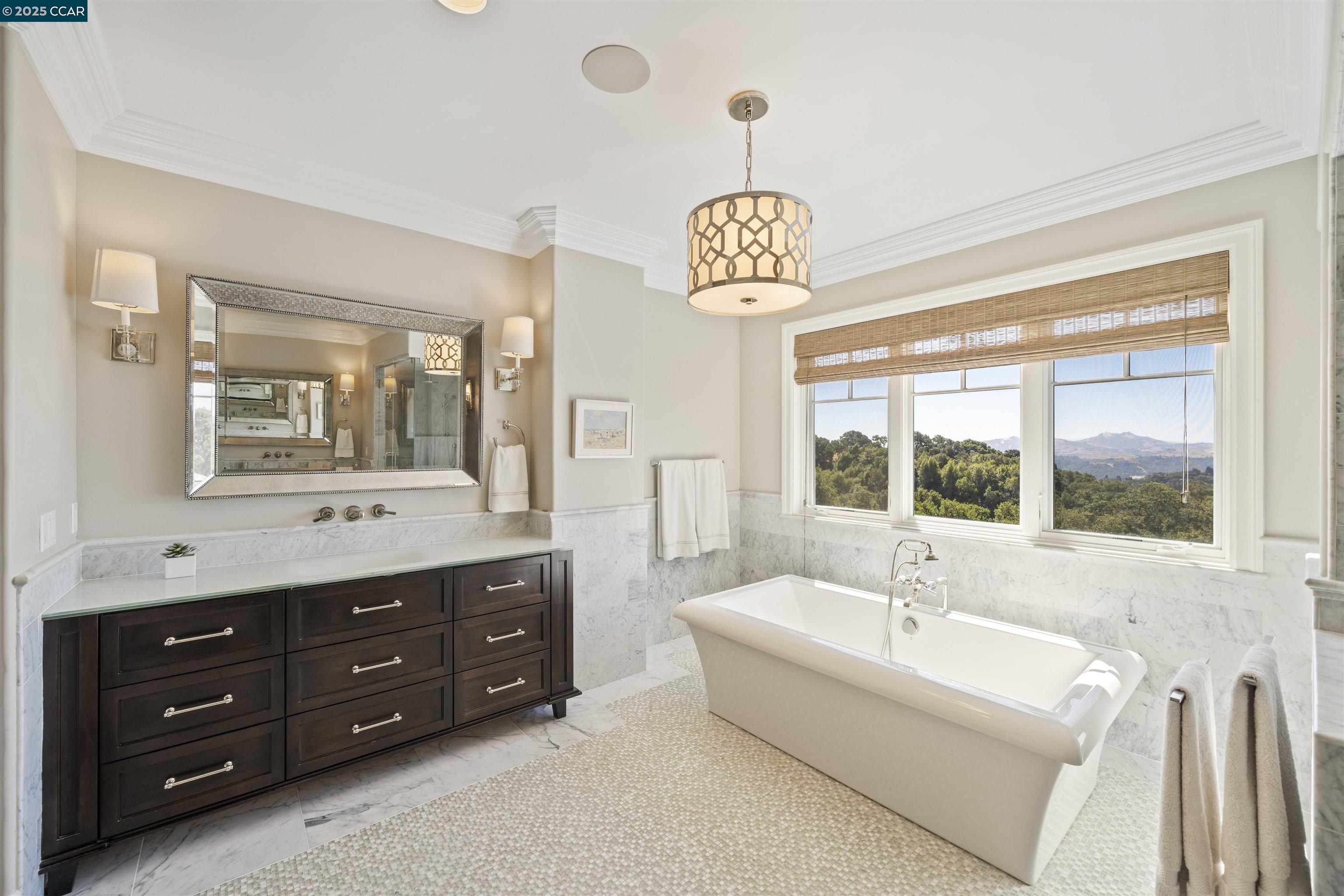 27 Orinda View Rd