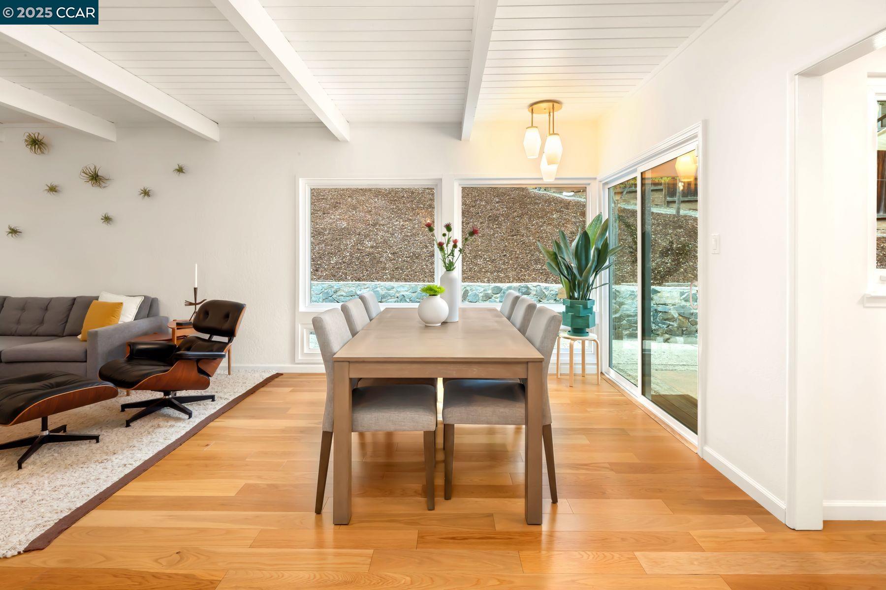 20 Crescent Dr