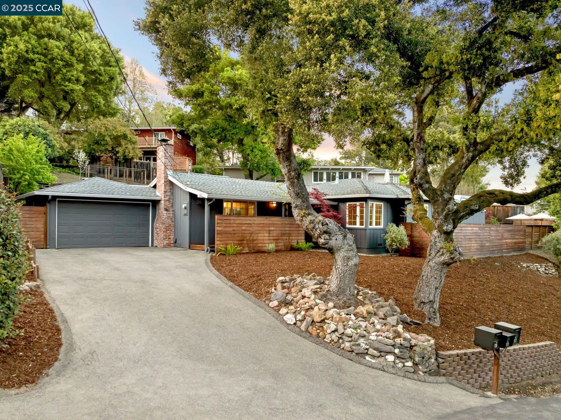 20 Crescent Dr
