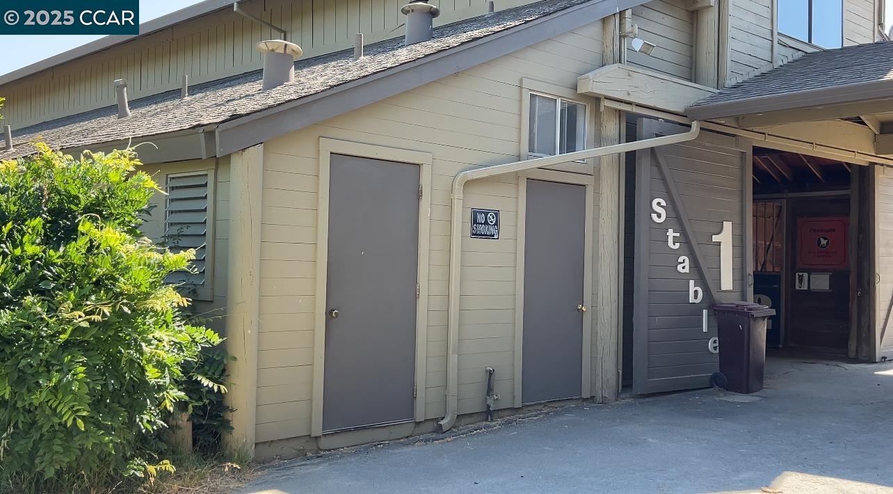 3165 Hambletonian Lane