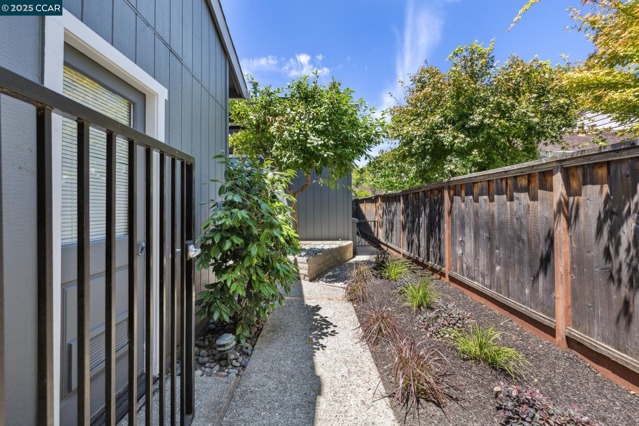 718 AUGUSTA DRIVE