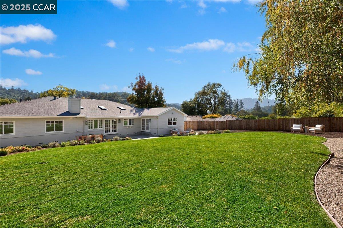 133 Lombardy Ln